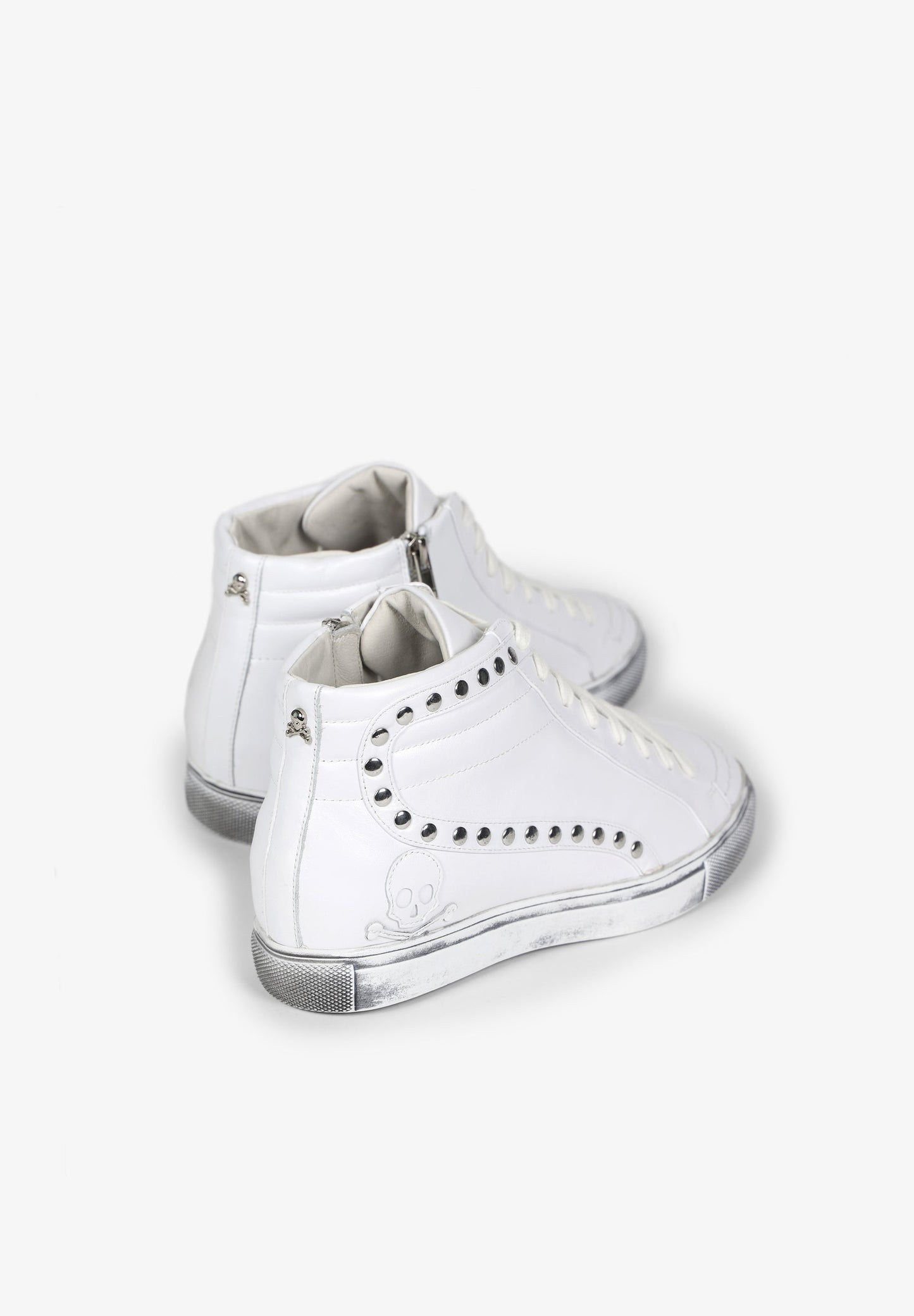 TENIS BOTAS TACHAS