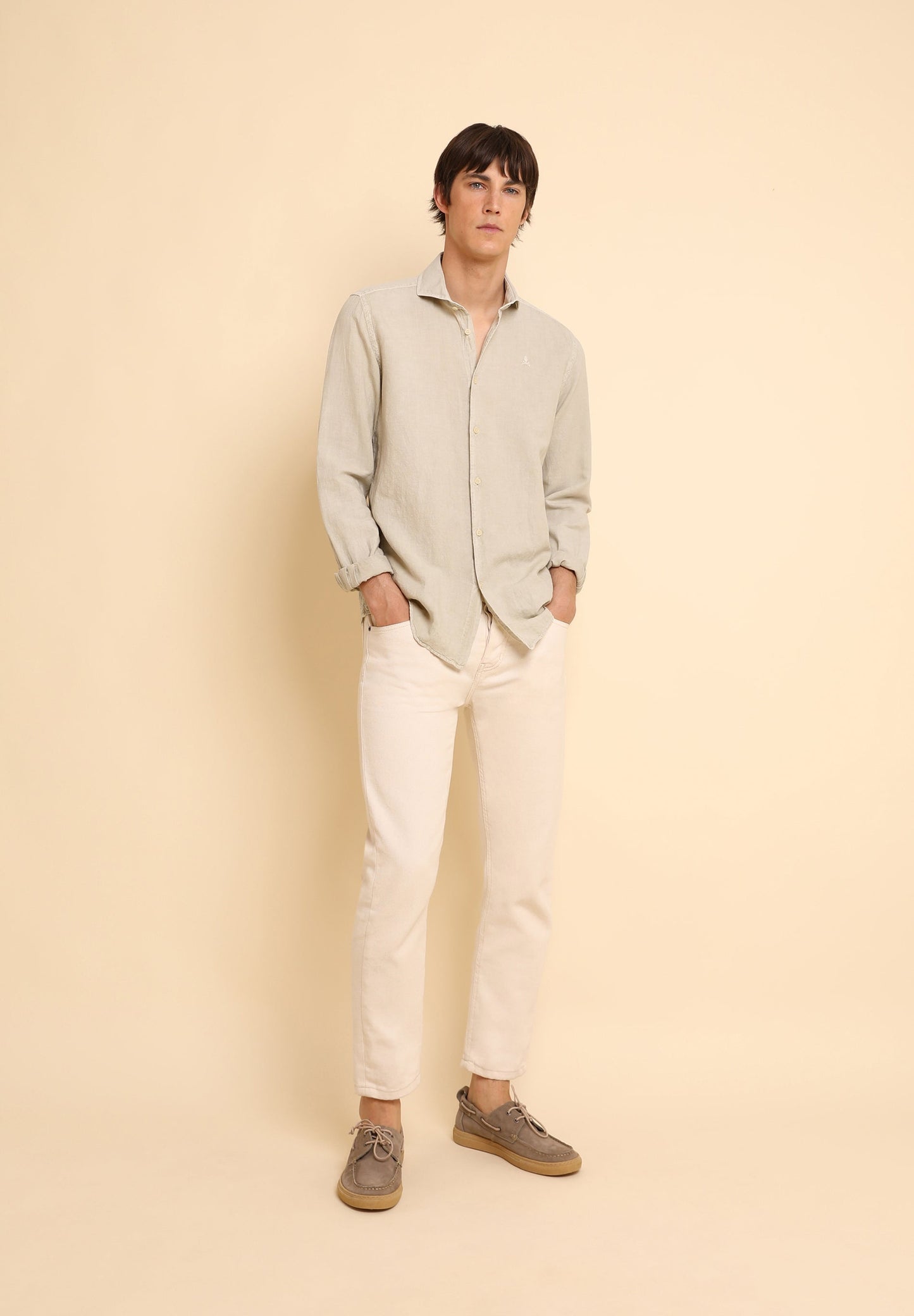 CAMISA LINO CALAVERA