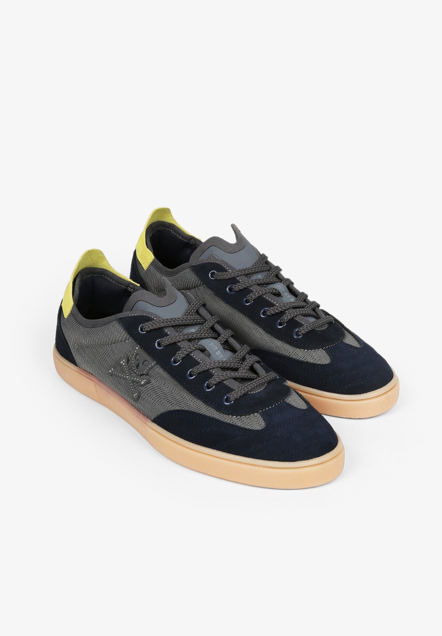 TENIS BAJAS DETALLE CONTRASTE