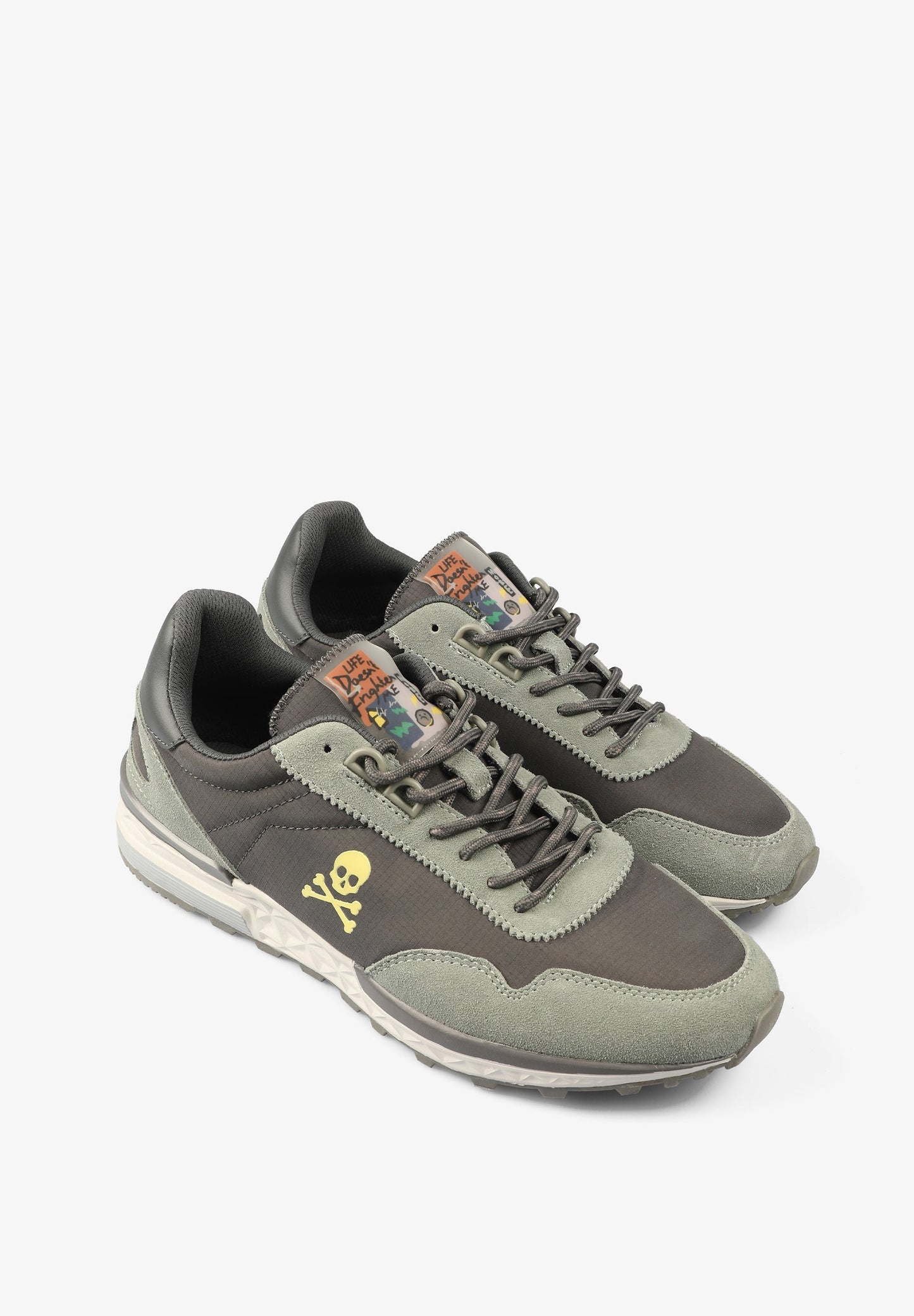 TENIS CALAVERA LATERAL