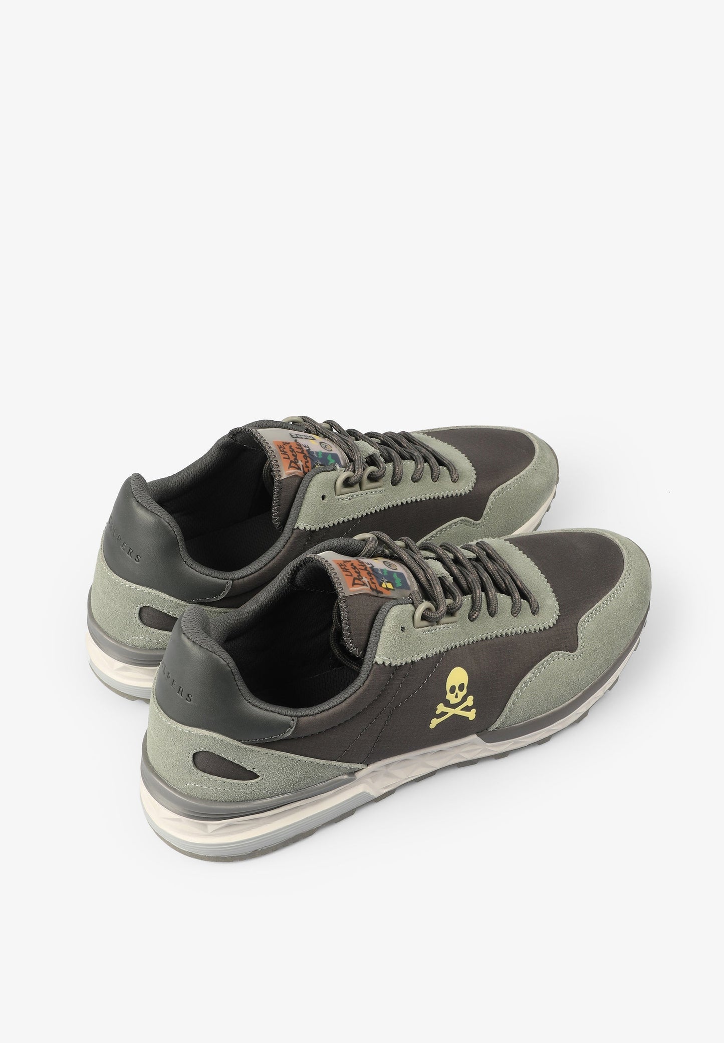 TENIS CALAVERA LATERAL