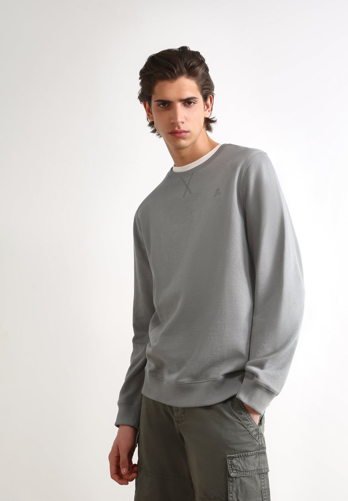 BUZO BÁSICA CALAVERA