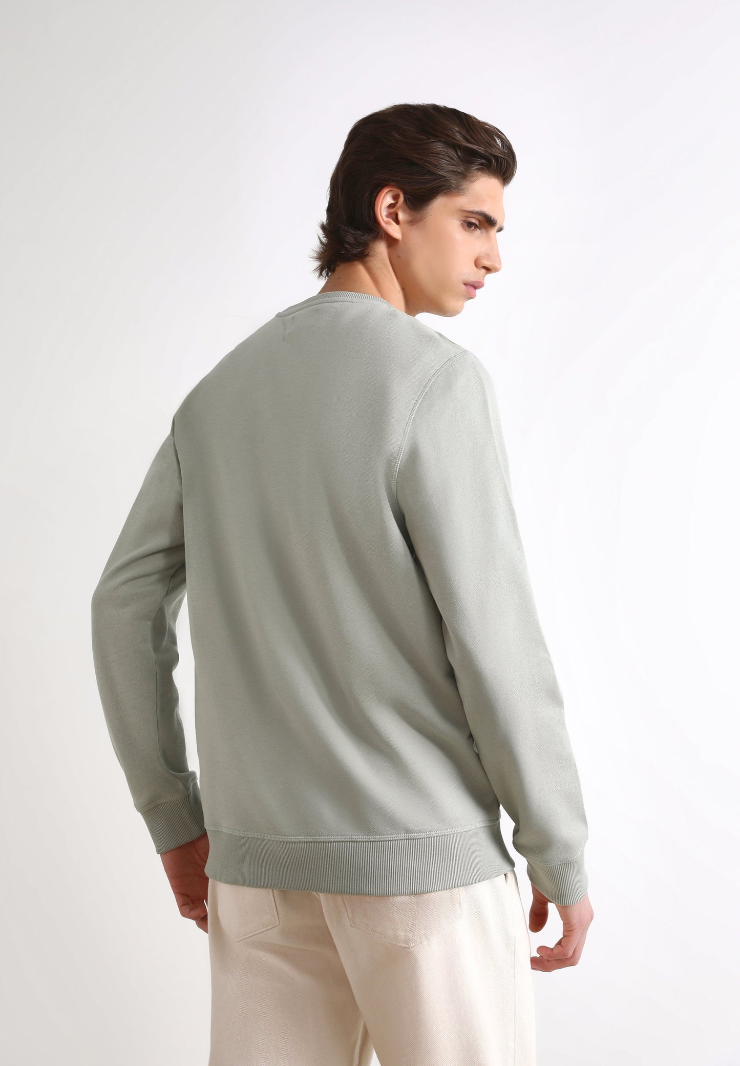 BUZO BÁSICA CALAVERA