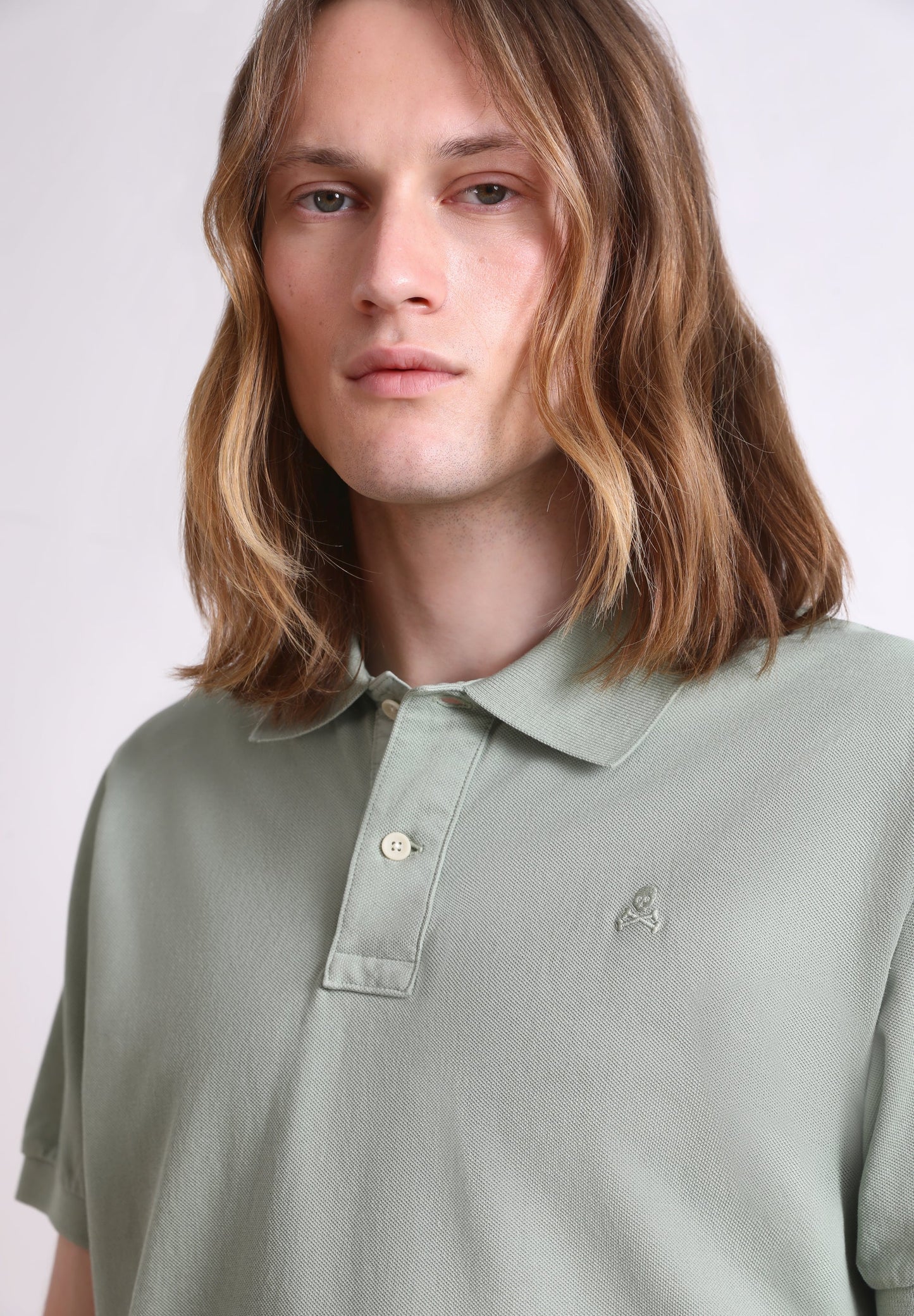 POLO BÁSICO CALAVERA