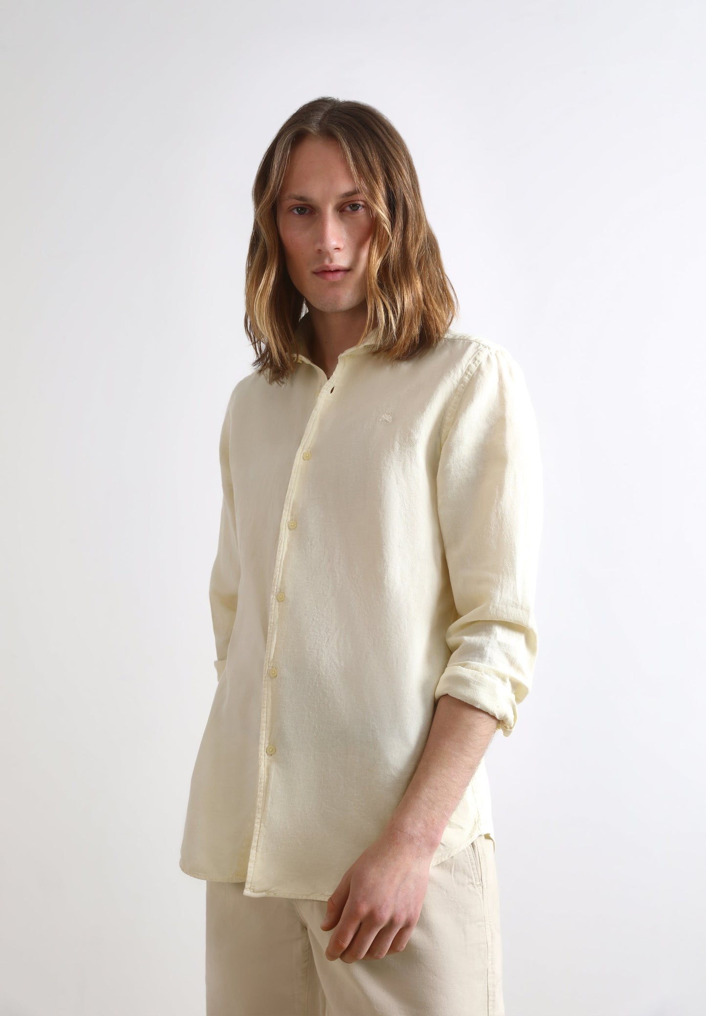 CAMISA LINO CALAVERA