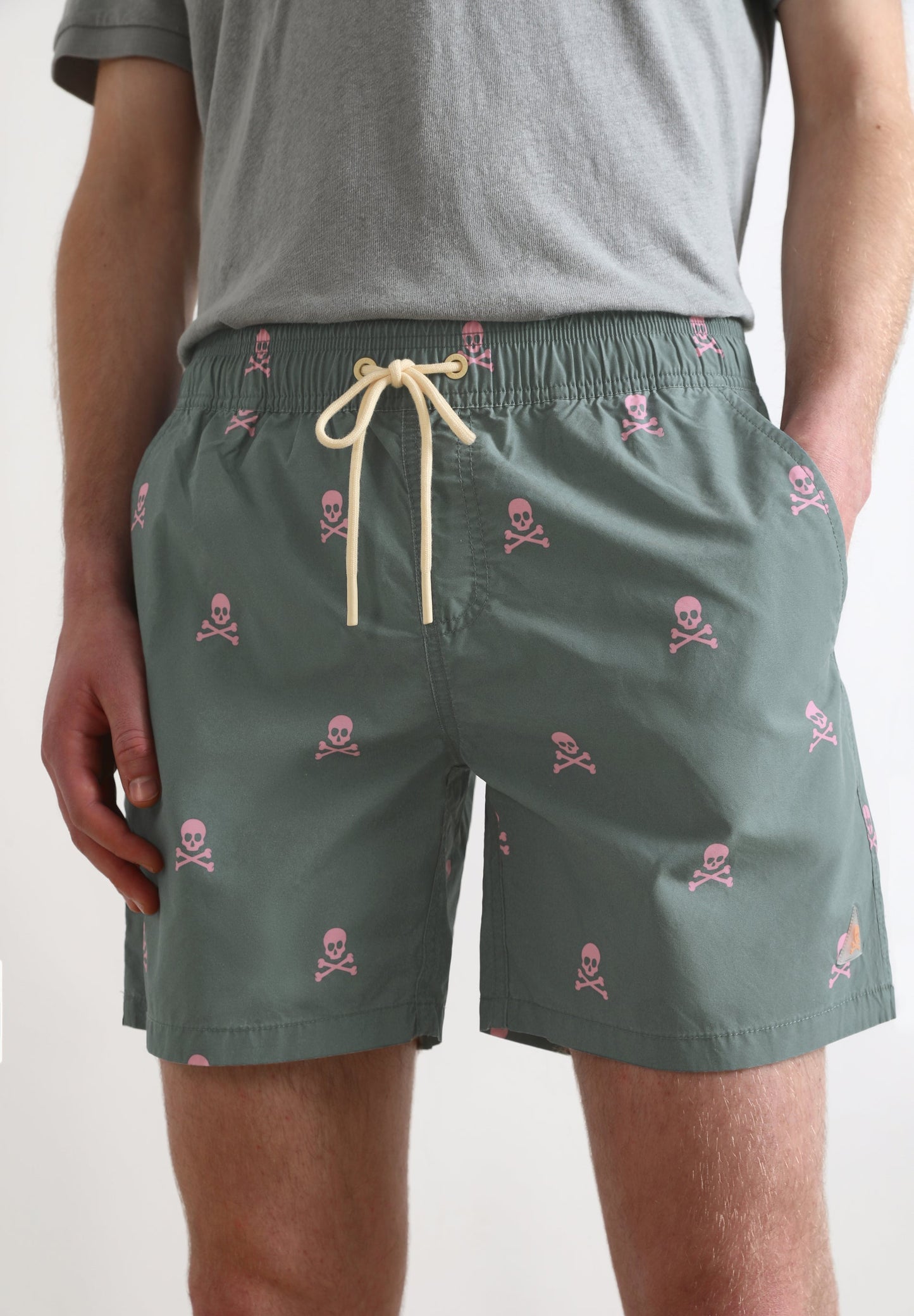 PANTALONETA DE BAÑO CALAVERAS CONTRASTE