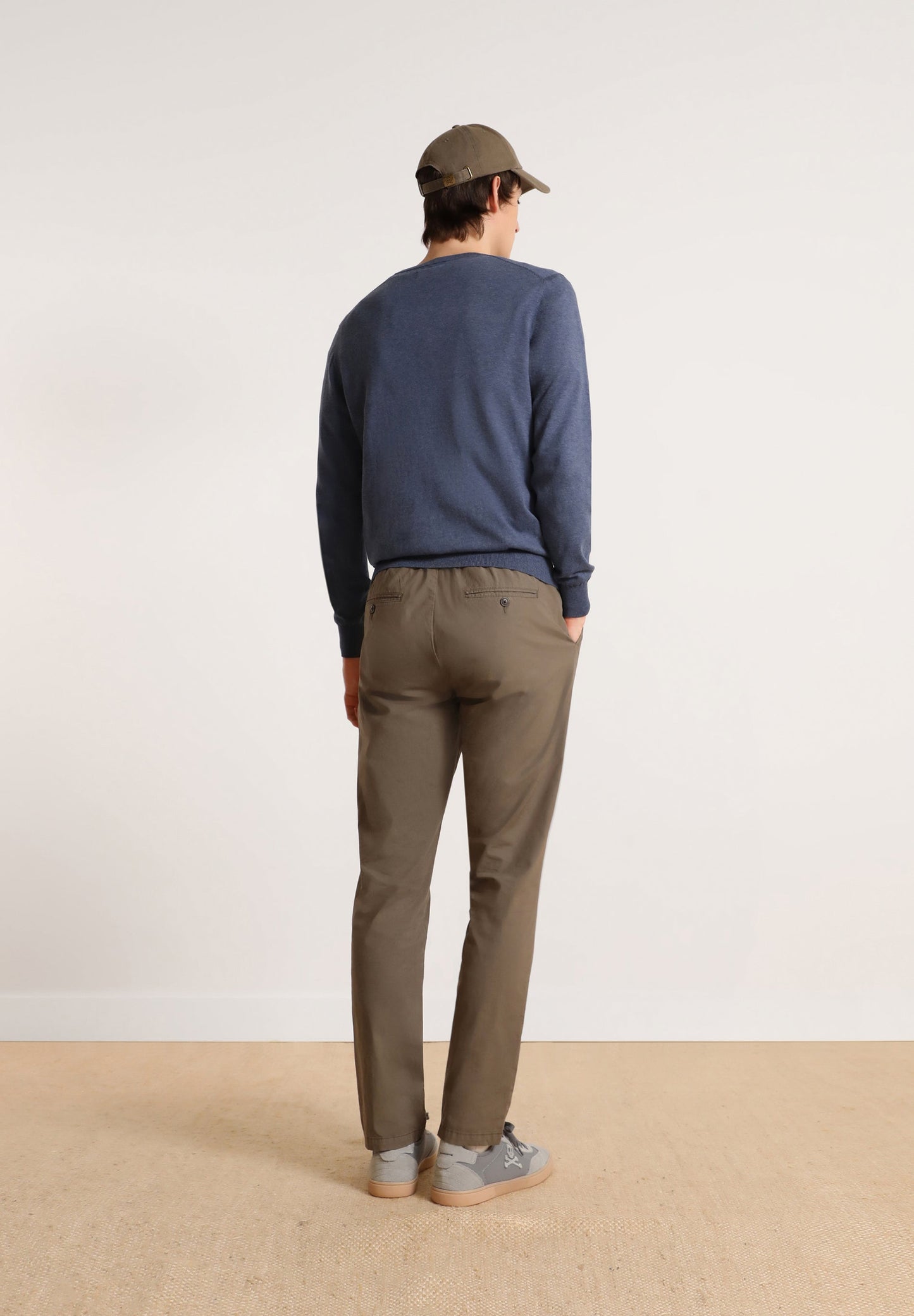 PANTALÓN PINZAS CORDÓN