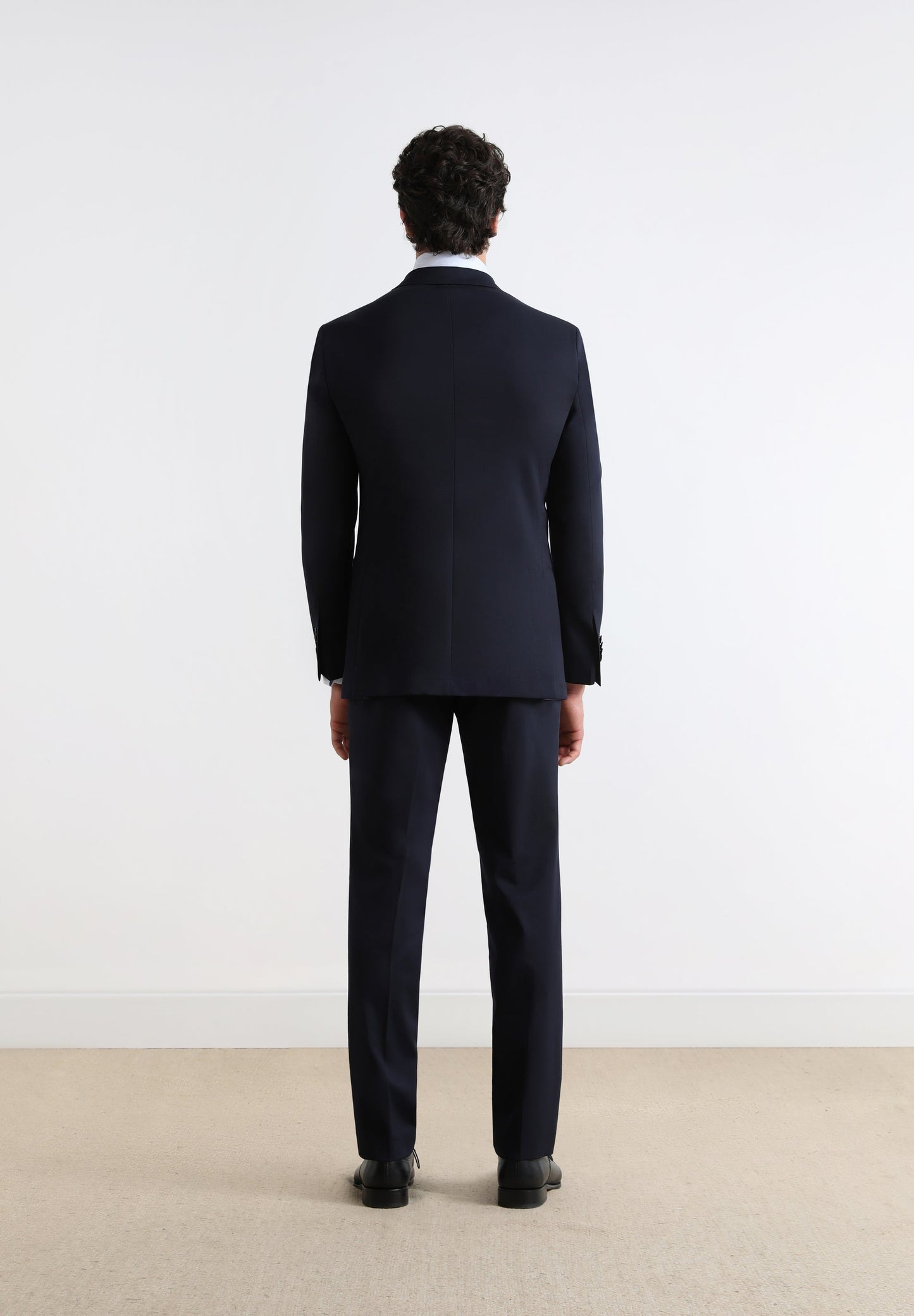 TRAJE CLÁSICO AZUL MARINO
