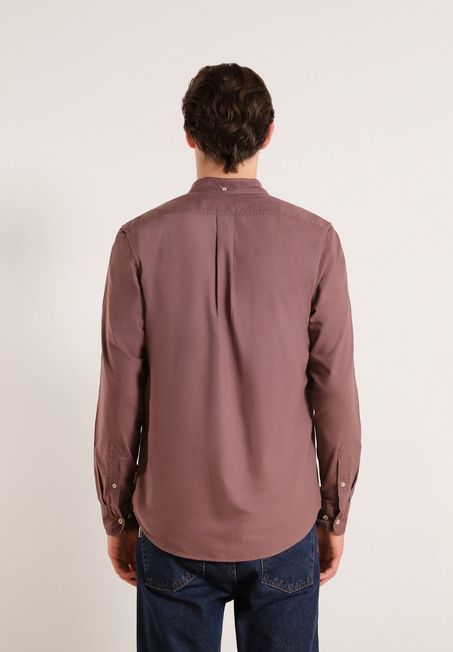 CAMISA CALAVERA CUELLO BOTONES