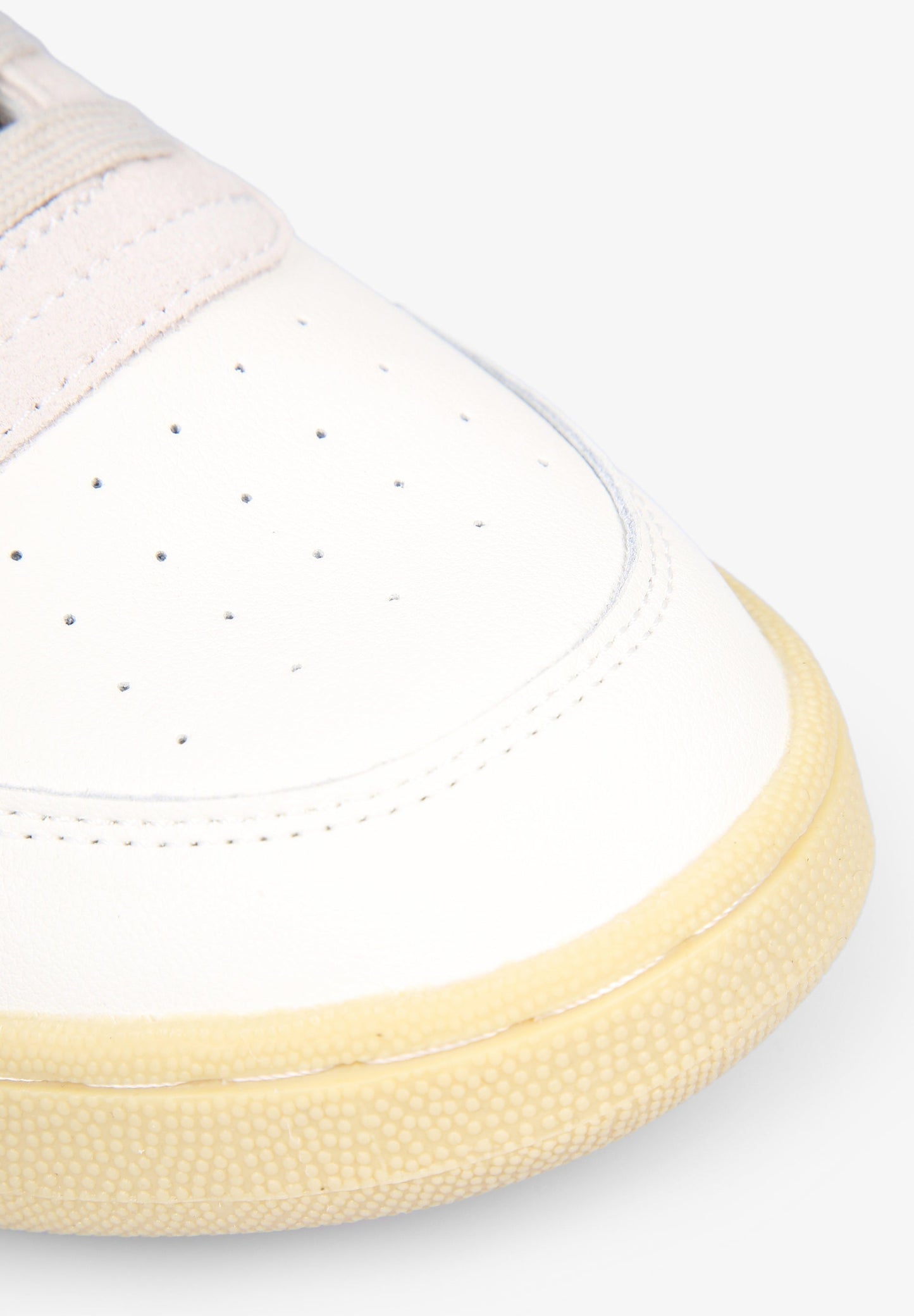 TENIS DETALLE TALÓN