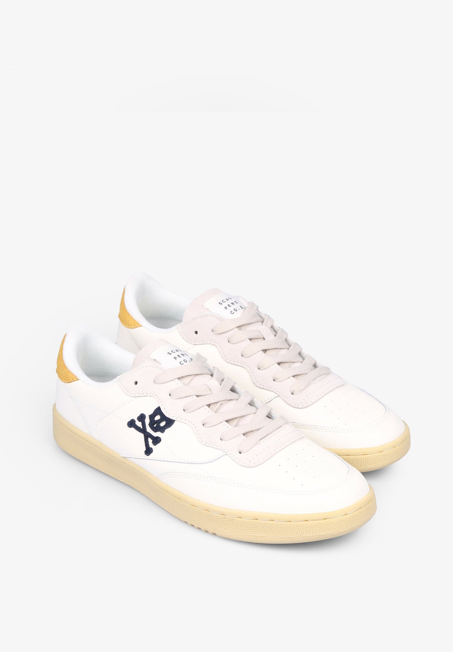 TENIS DETALLE TALÓN