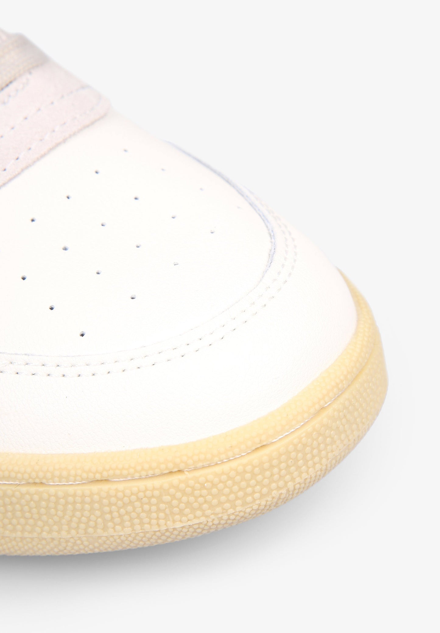 TENIS DETALLE TALÓN