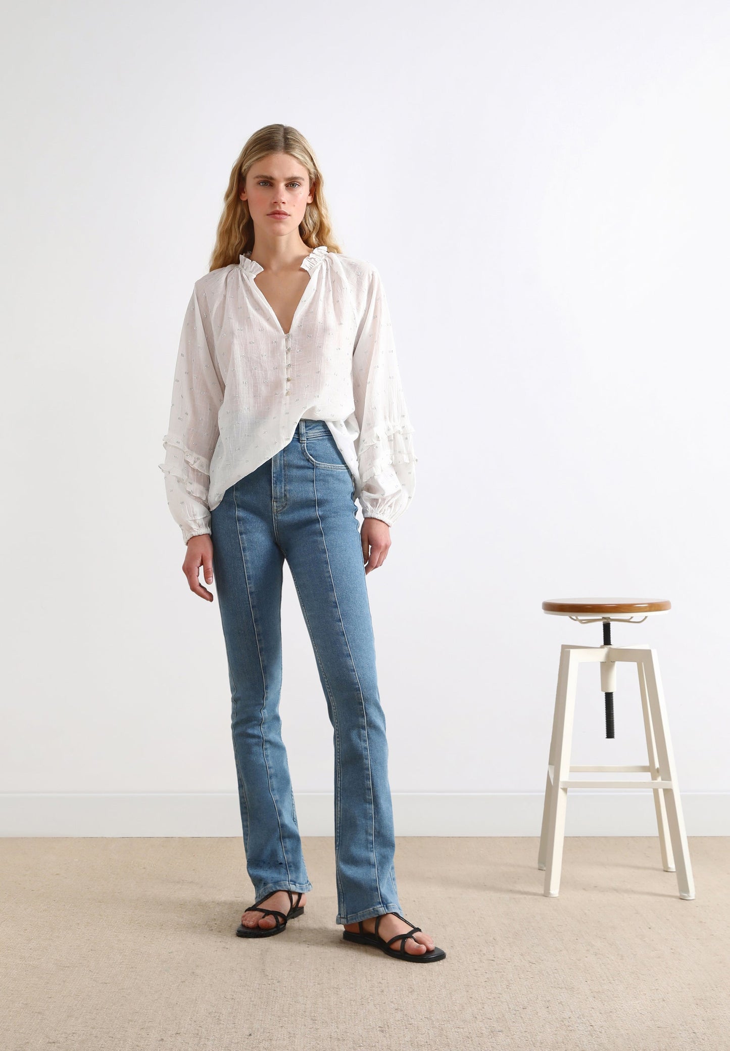 BLUSA DETALLES METALIZADOS