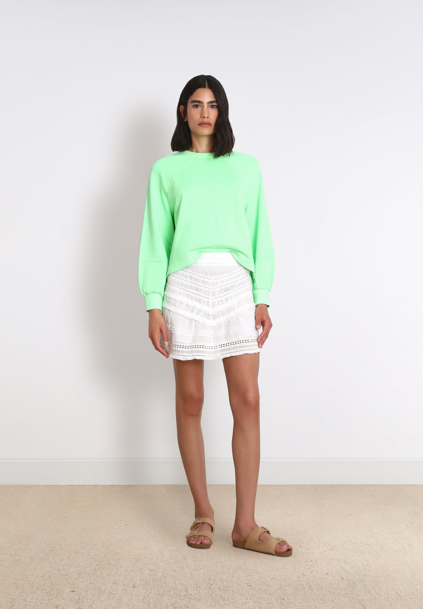 BUZO BORDADO MANGA RANGLAN