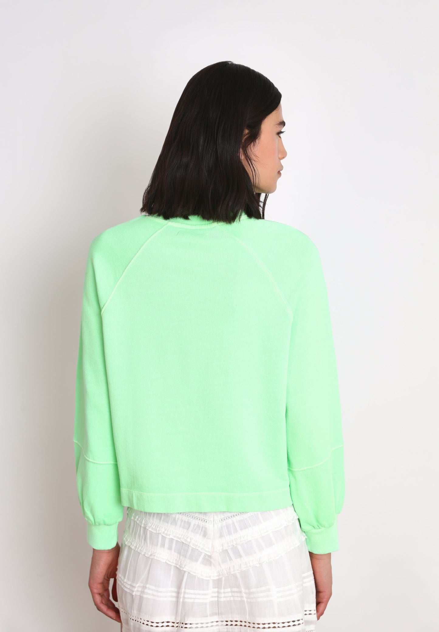 BUZO BORDADO MANGA RANGLAN