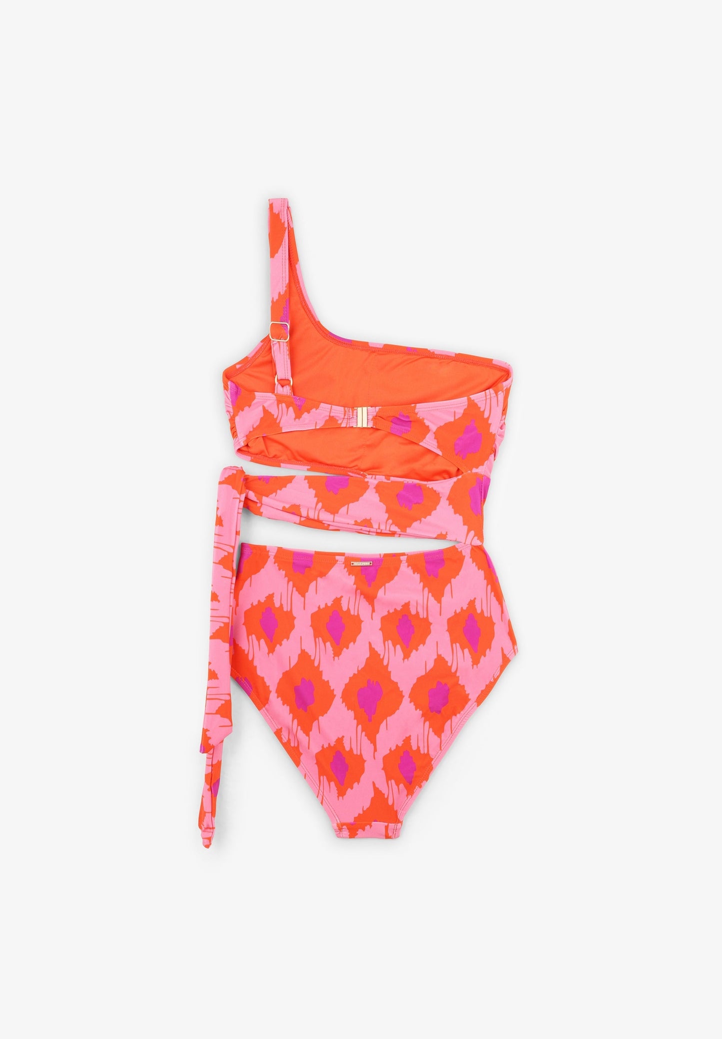 BIKINI CUT OUT