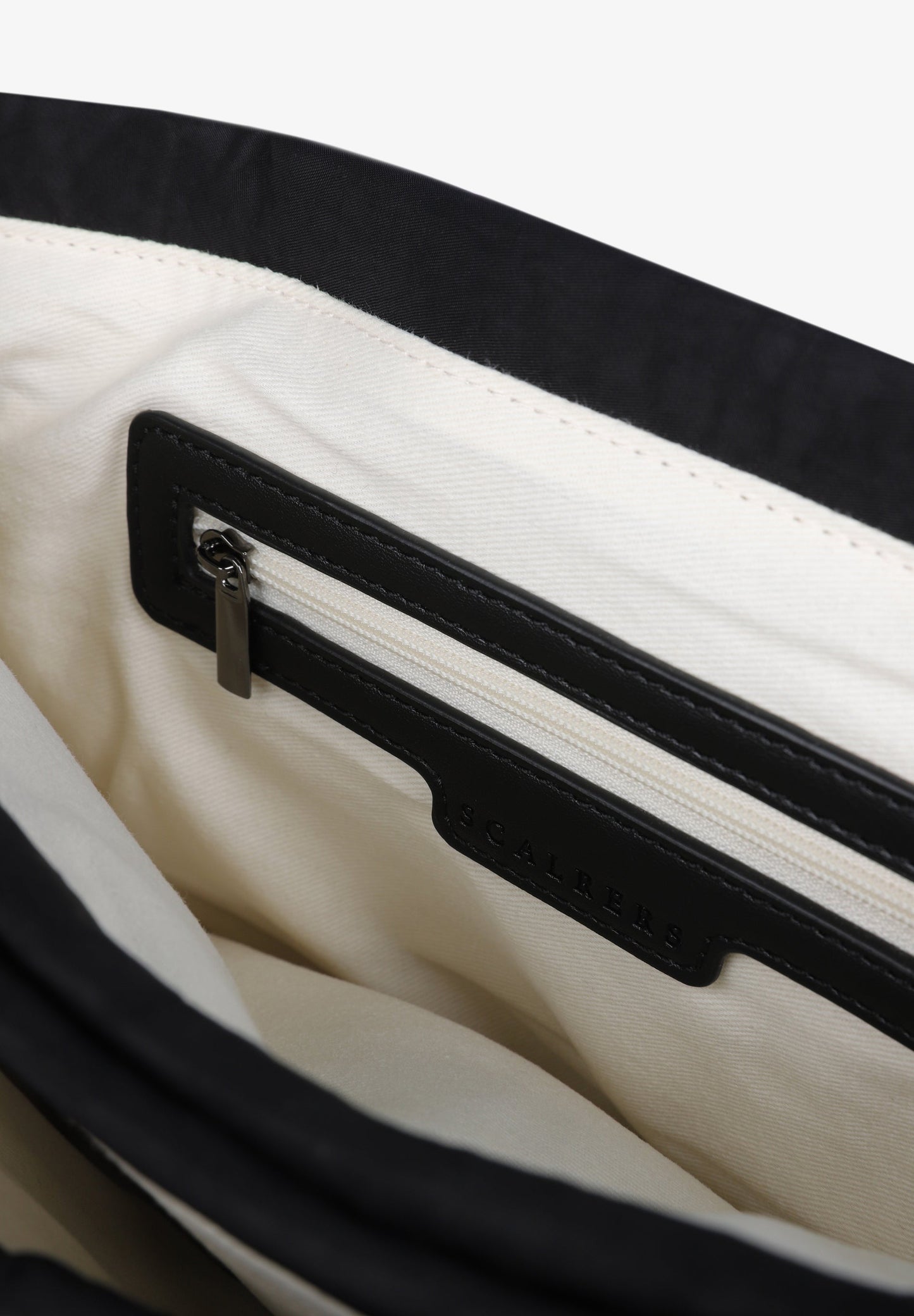 BOLSO BANDOLERA ACOLCHADO