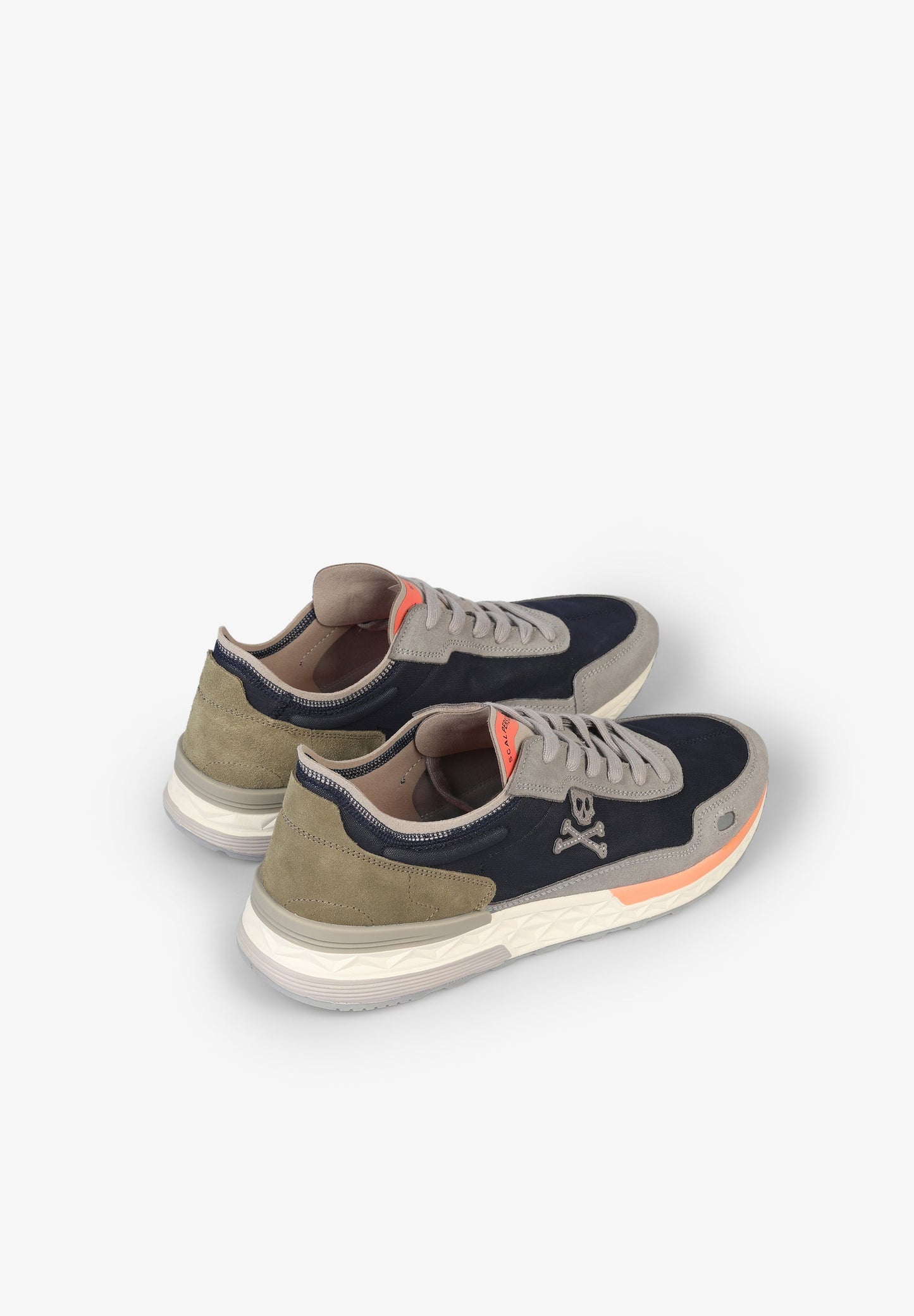TENIS CALAVERA LATERAL