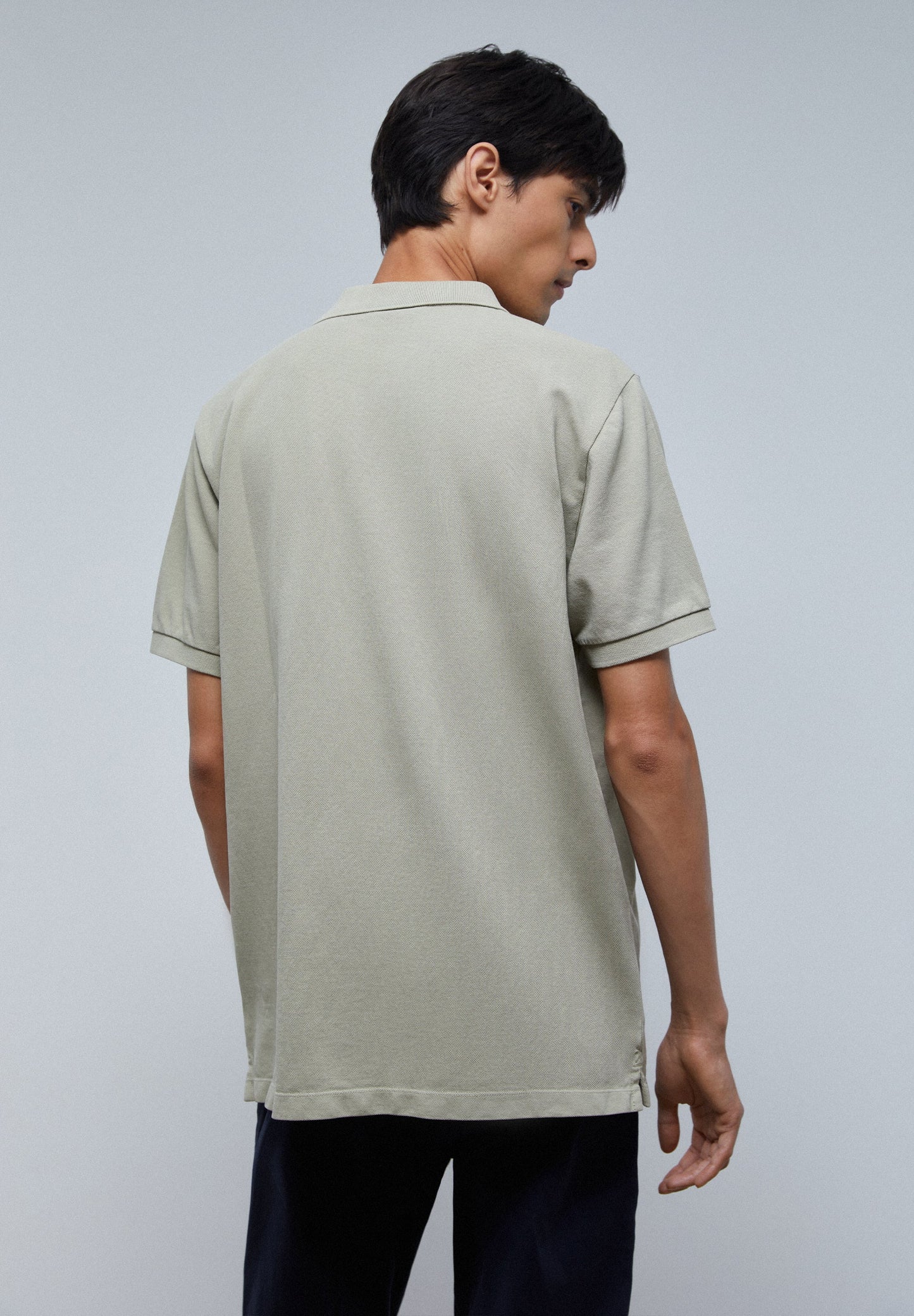 POLO BÁSICO CALAVERA