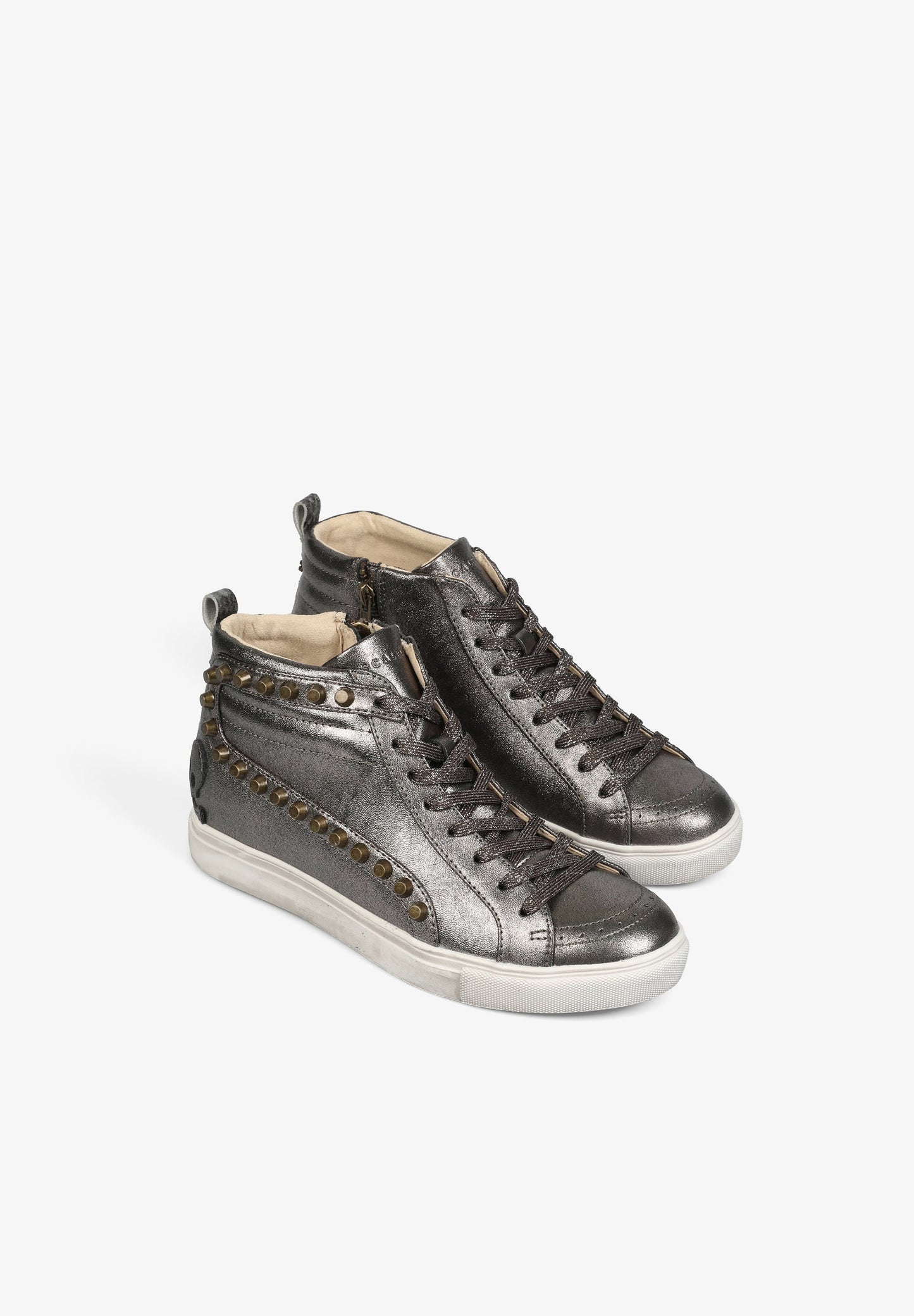 TENIS ALTAS METALIZADAS TACHUELAS
