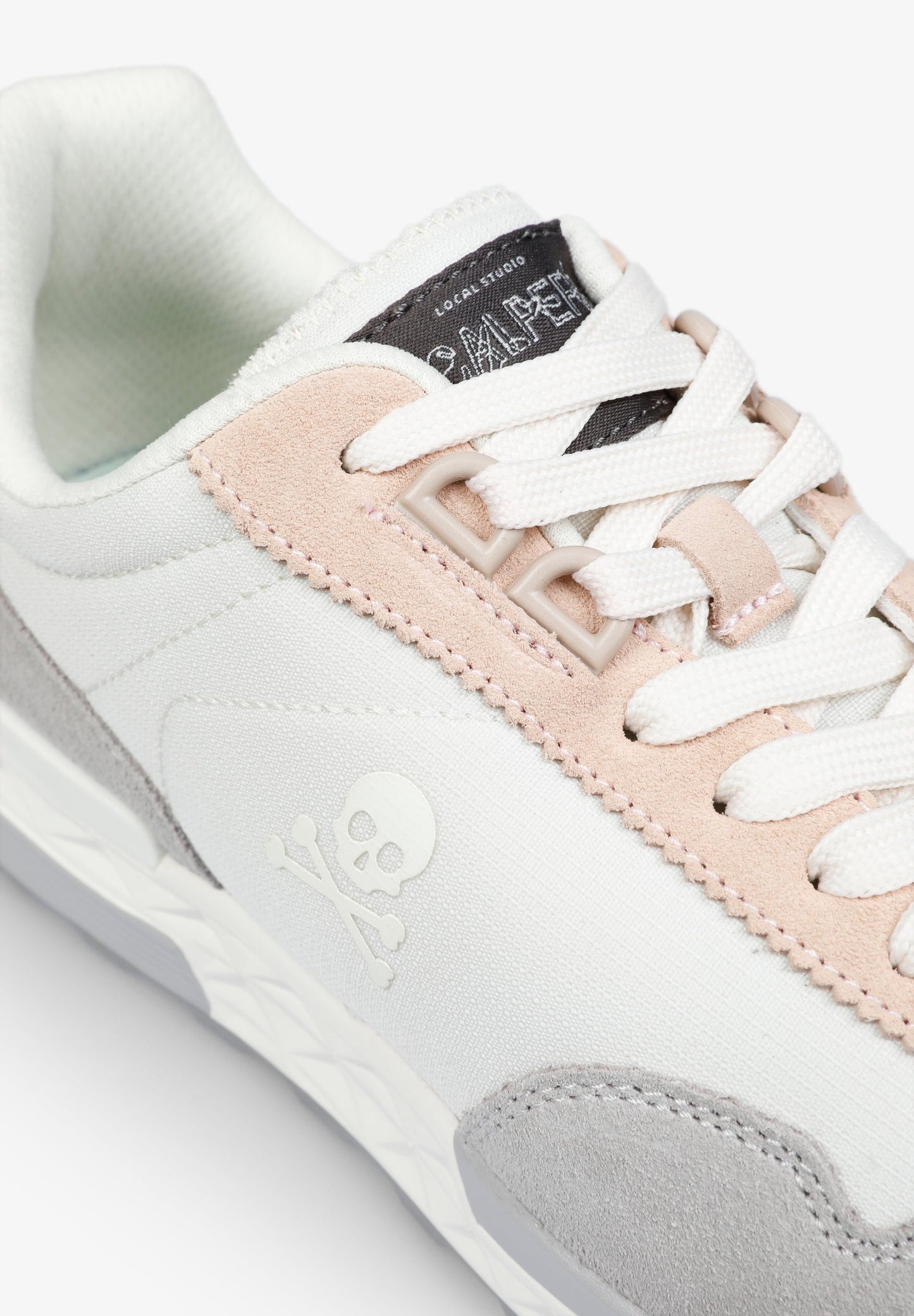 TENIS CALAVERA LATERAL