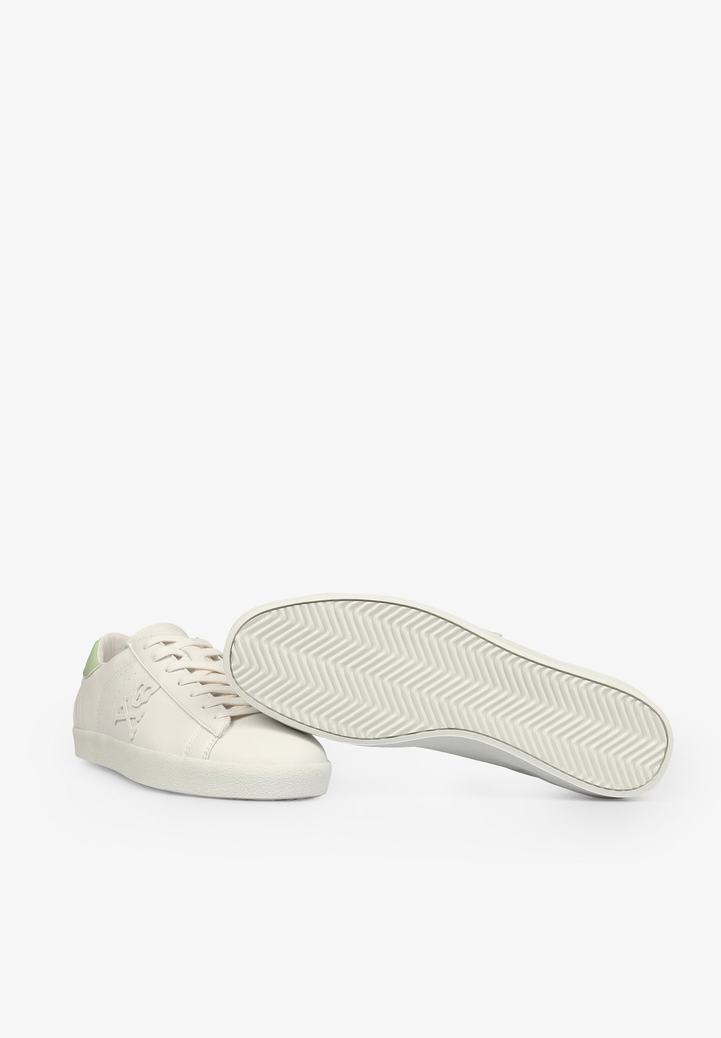 TENIS BAJAS DETALLE TALÓN