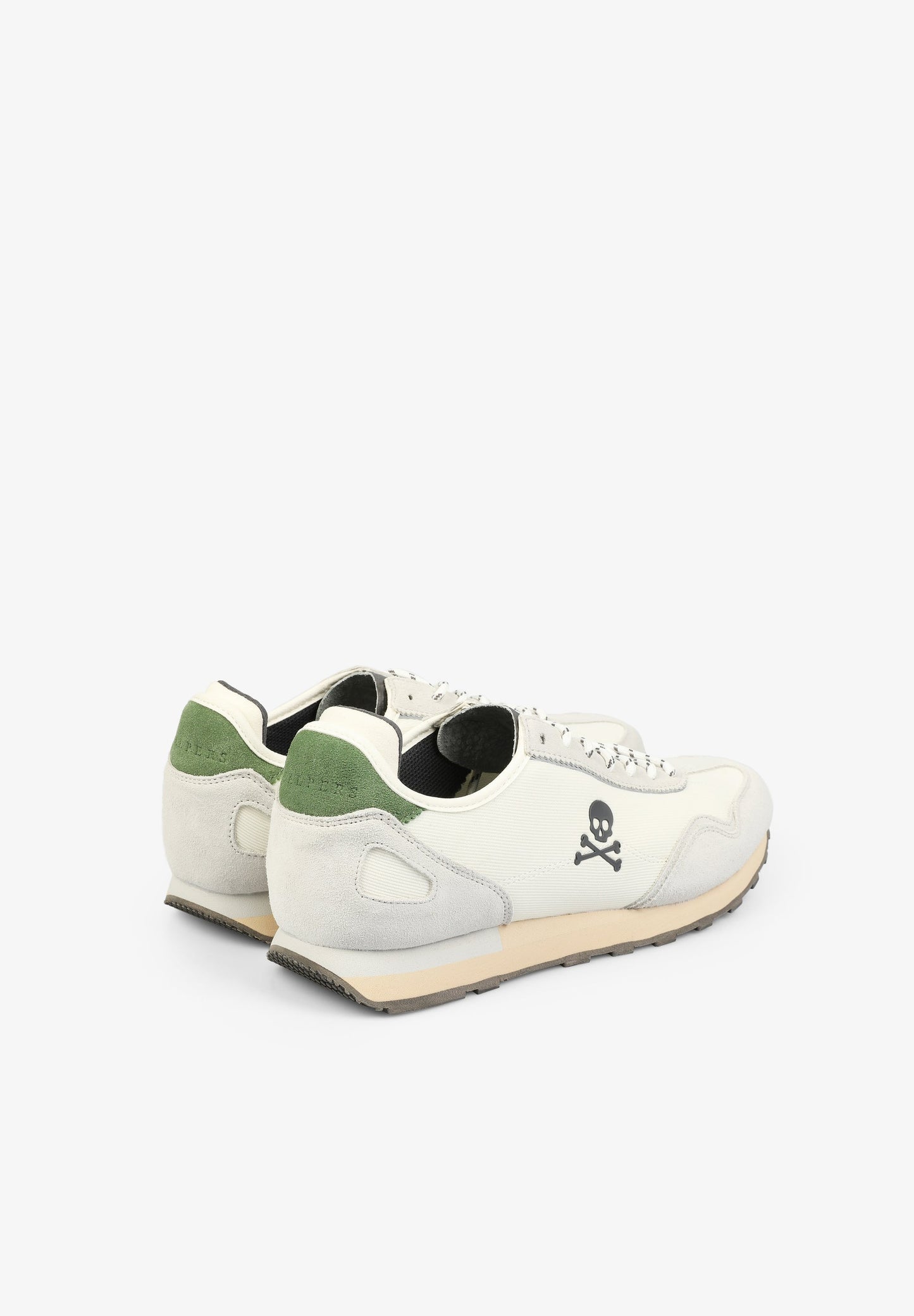 TENIS ANTE CALAVERA