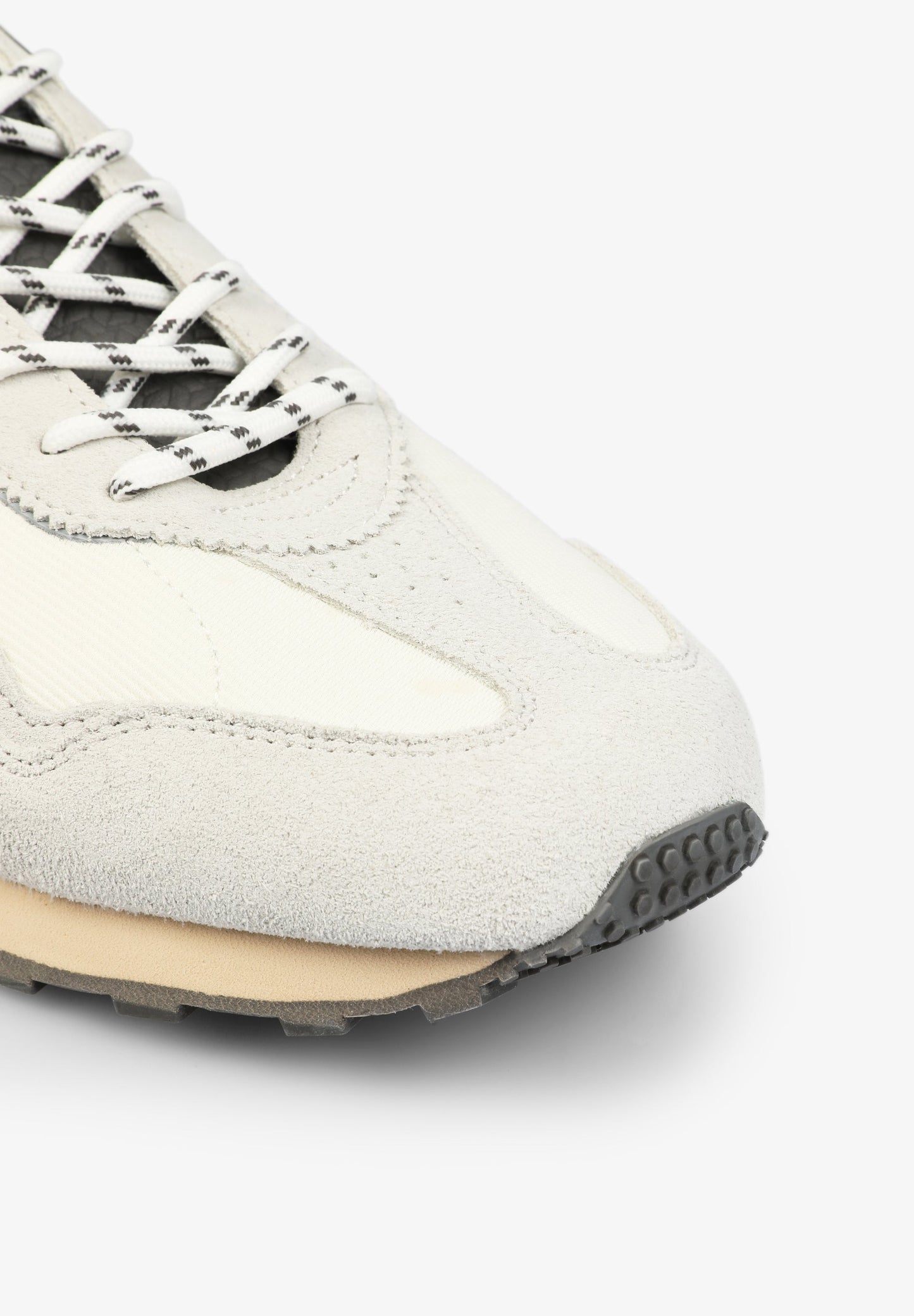 TENIS ANTE CALAVERA