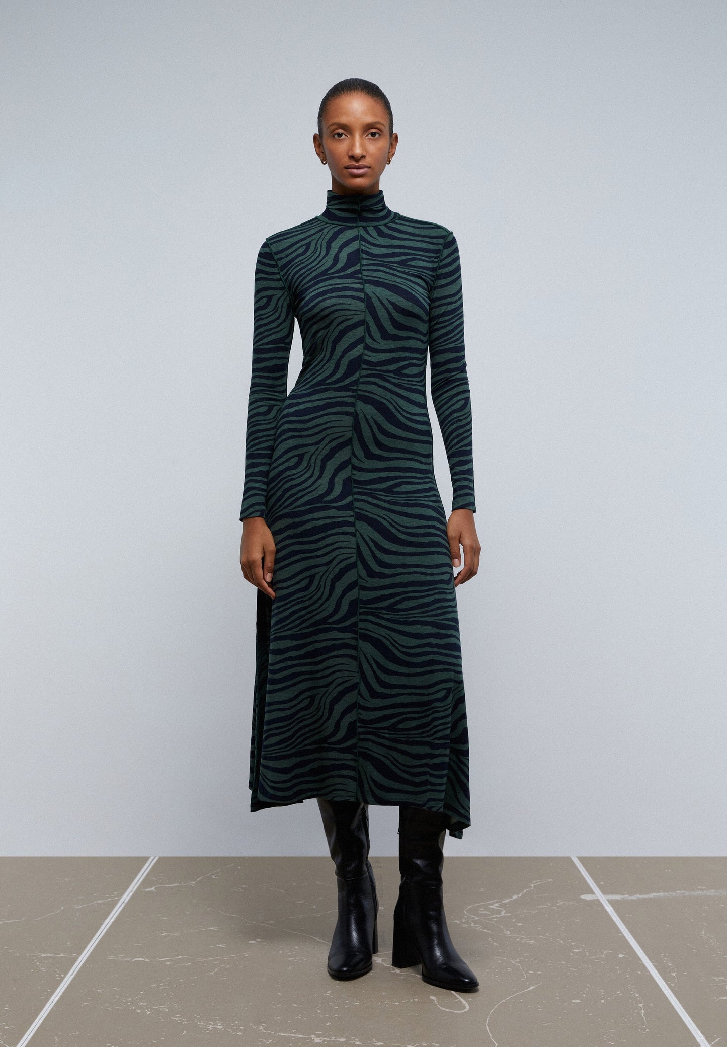 VESTIDO MIDI CEBRA