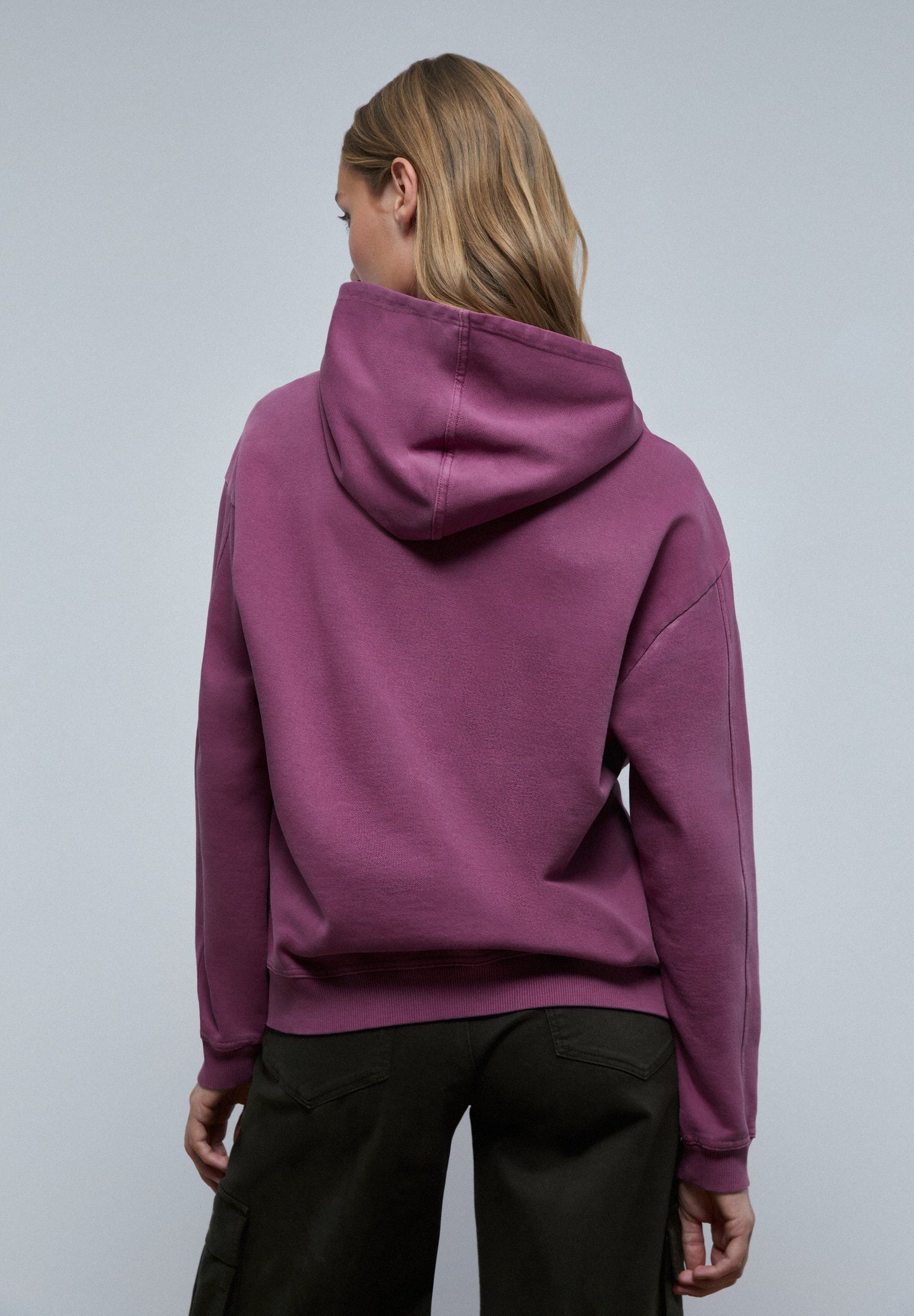 BUZO CALAVERA RELIEVE FRONTAL