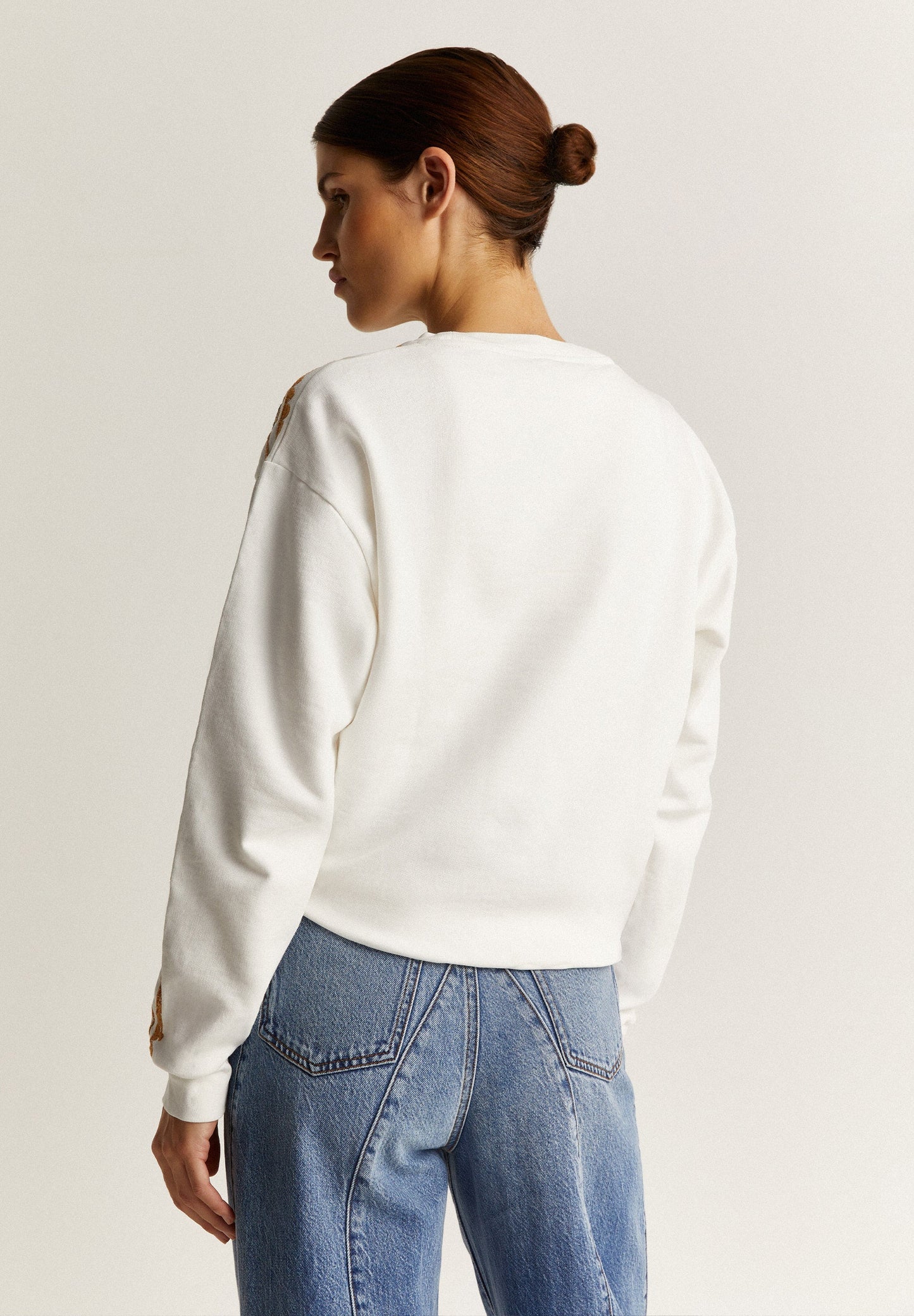 BRODIE ETNIC SWEATER