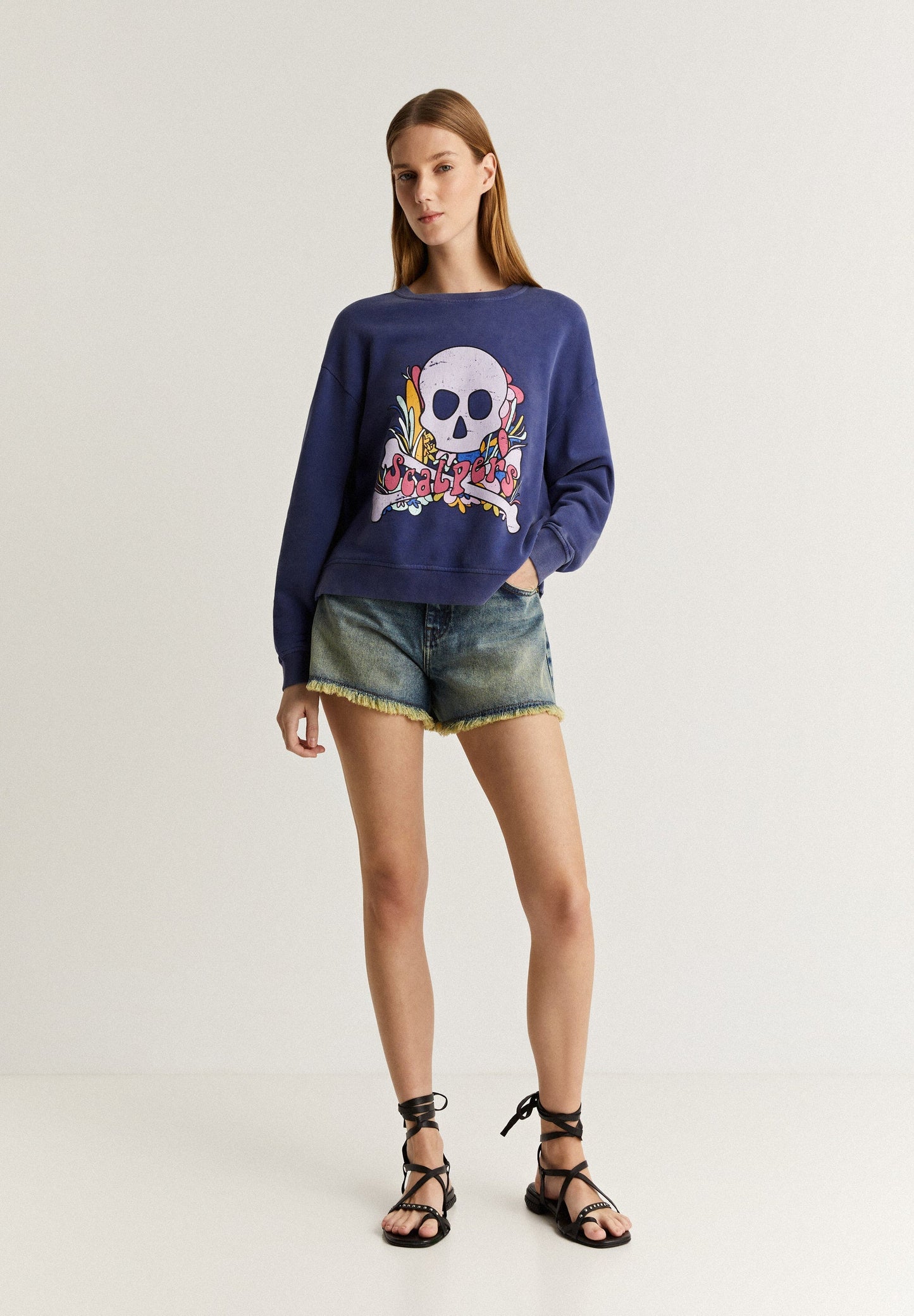 SUDADERA EFECTO LAVADO PRINT CALAVERA