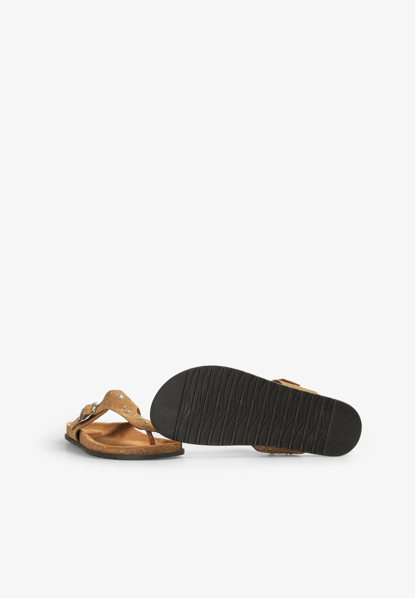SANDALIAS PLANAS ANTE TACHUELAS