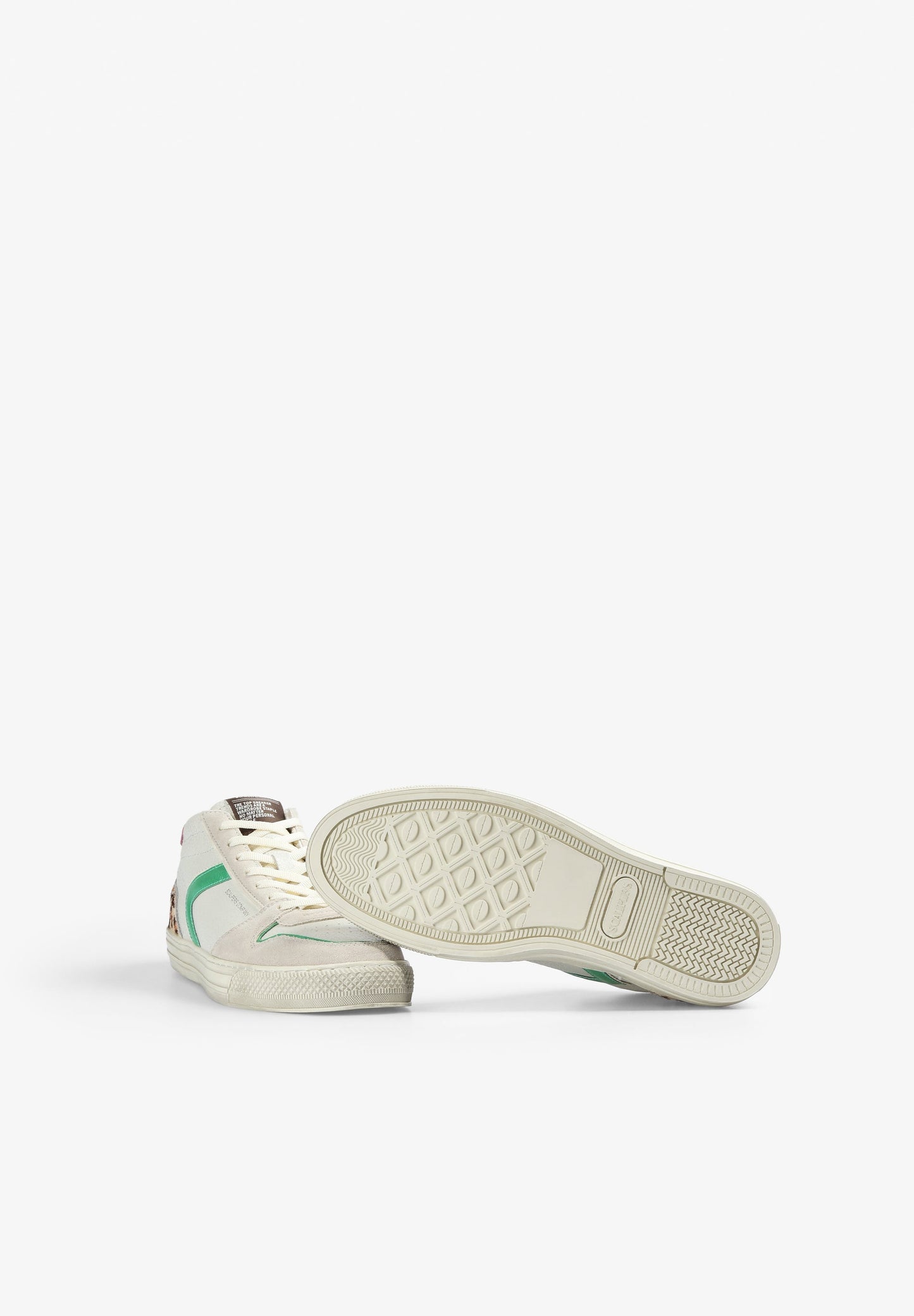 TENIS ALTAS DETALLES METALIZADOS