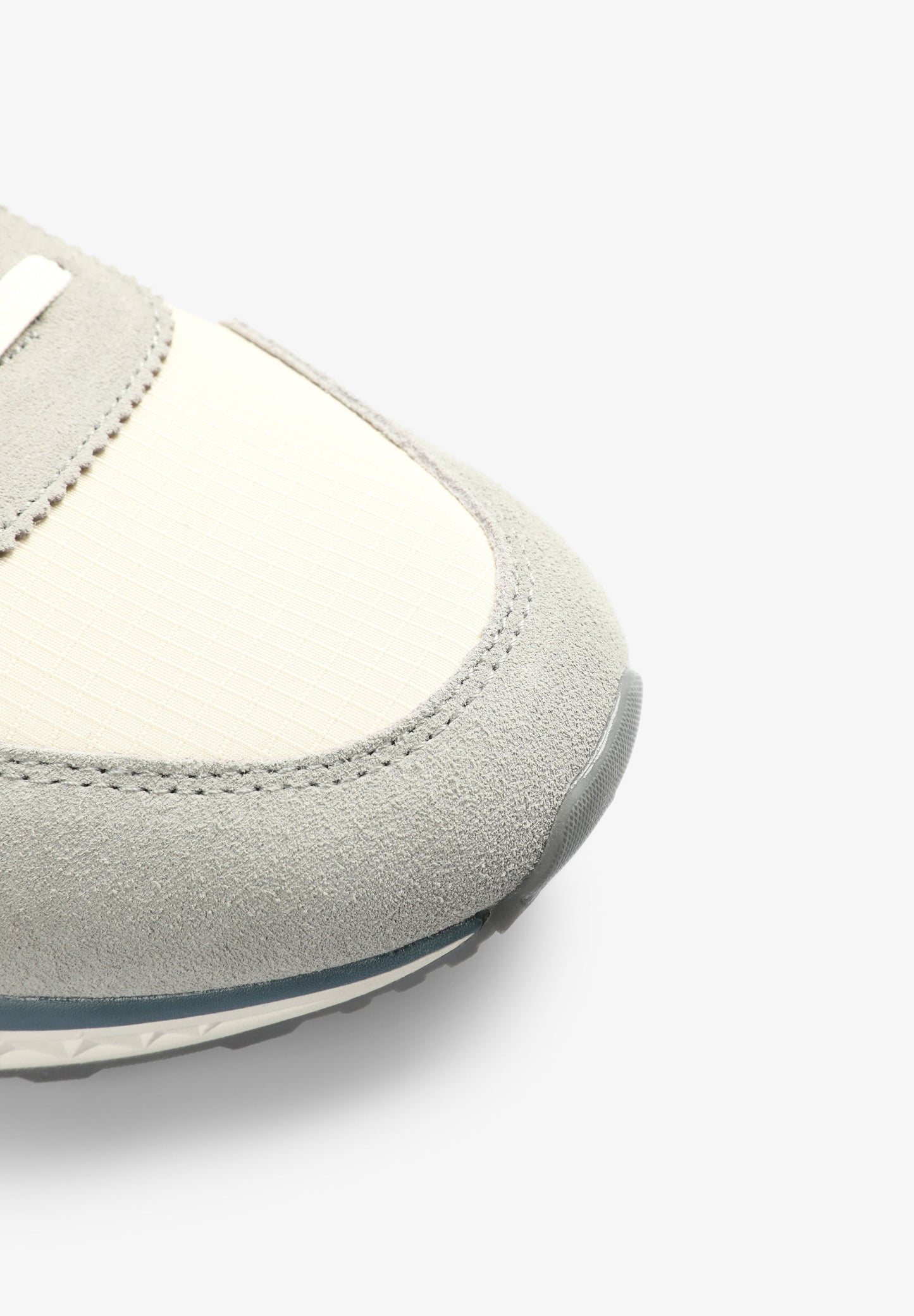 TENIS CALAVERAL LATERAL