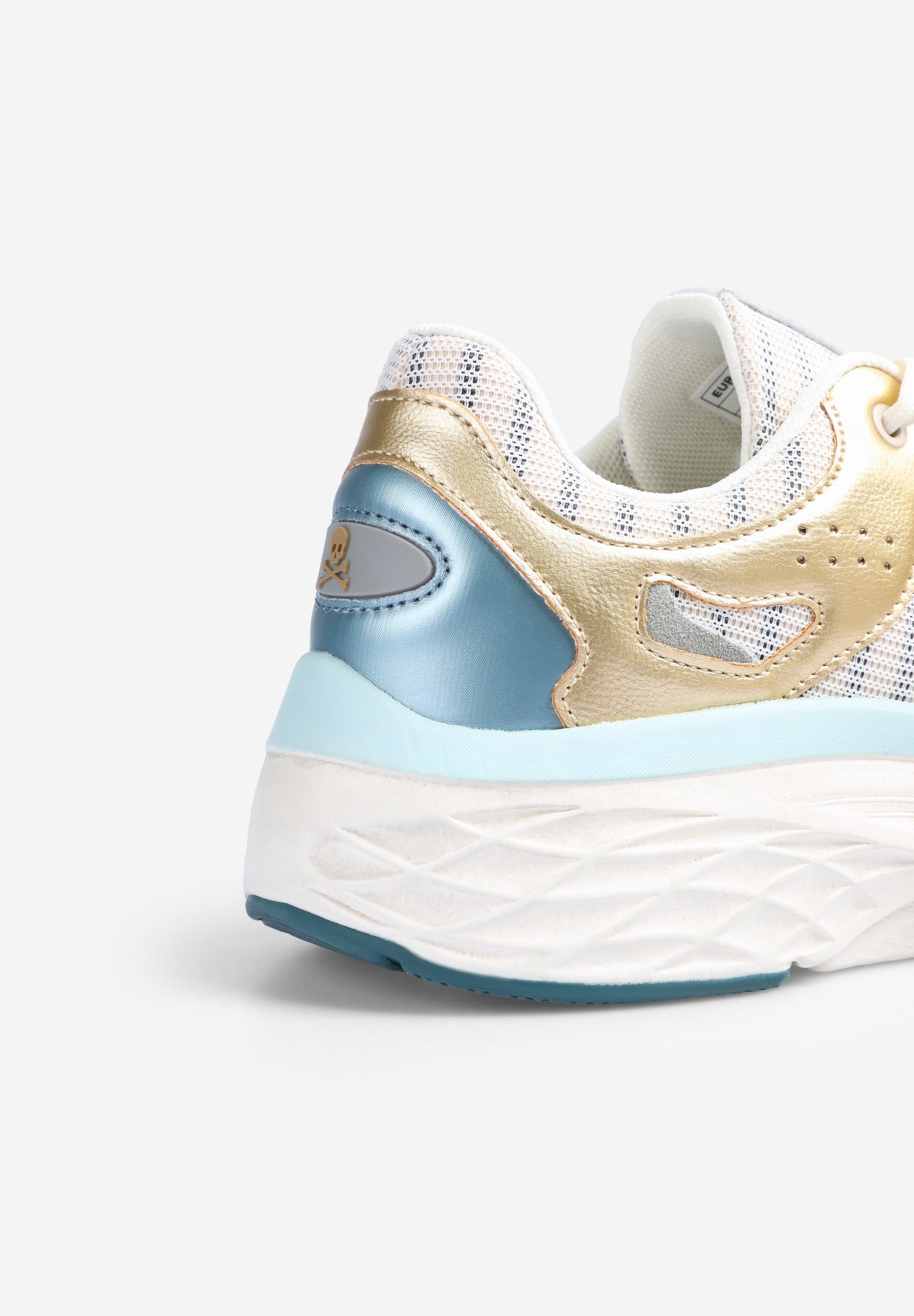 TENIS RAYAS DETALLE METALIZADO