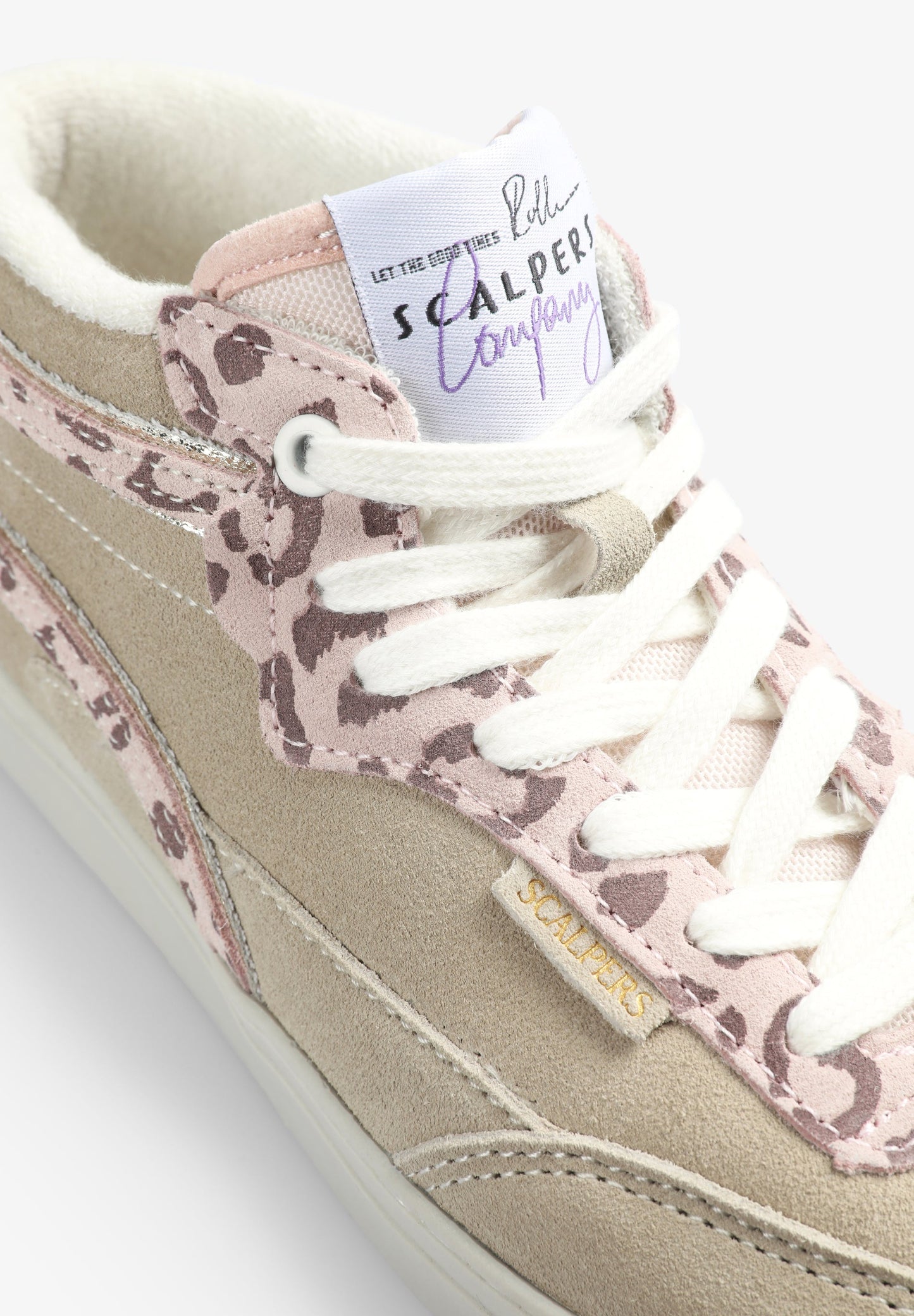 TENIS ANIMAL PRINT DETALLE METALIZADO
