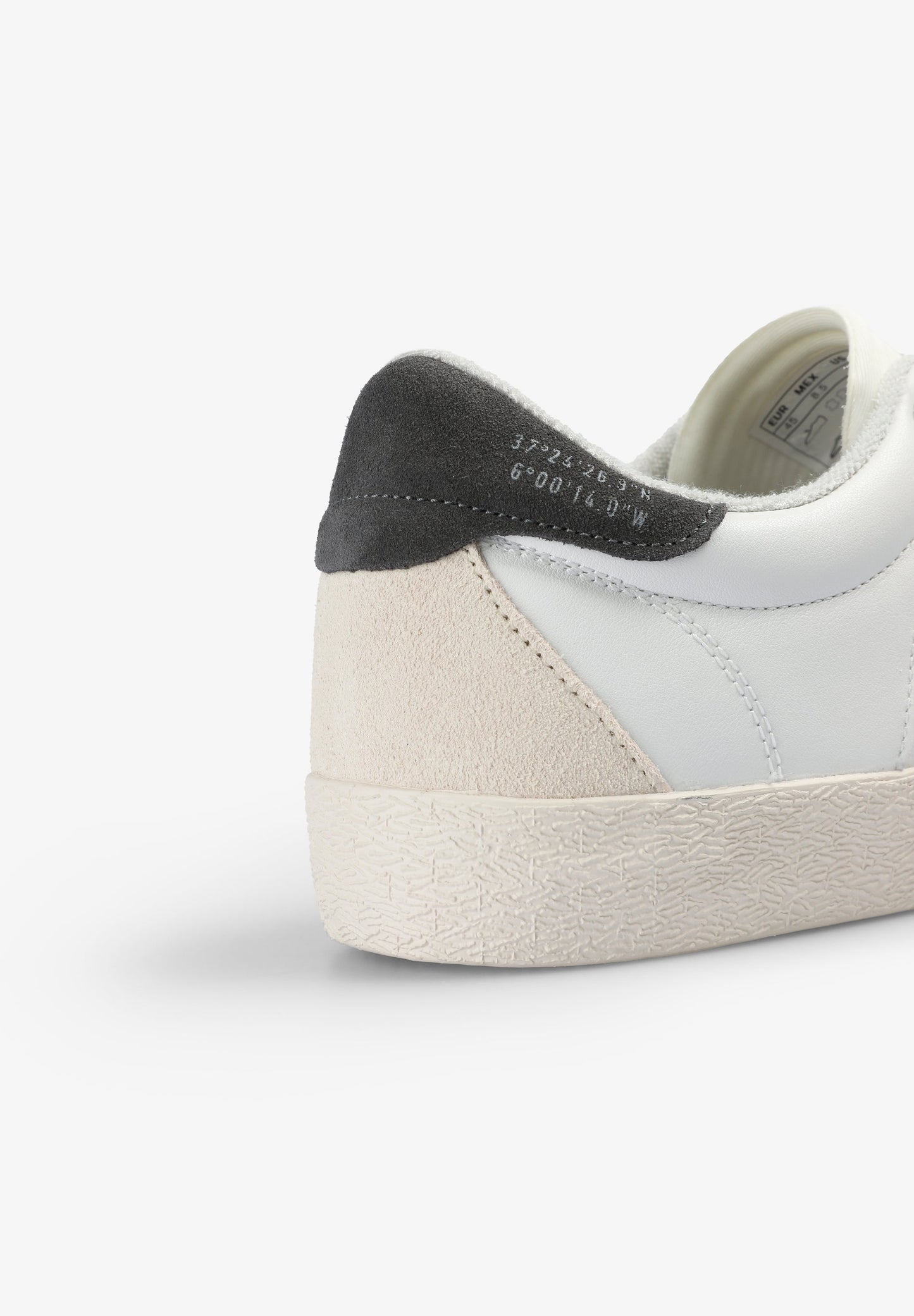 SNEAKERS SUELA CASCO DETALLE PUNTERA