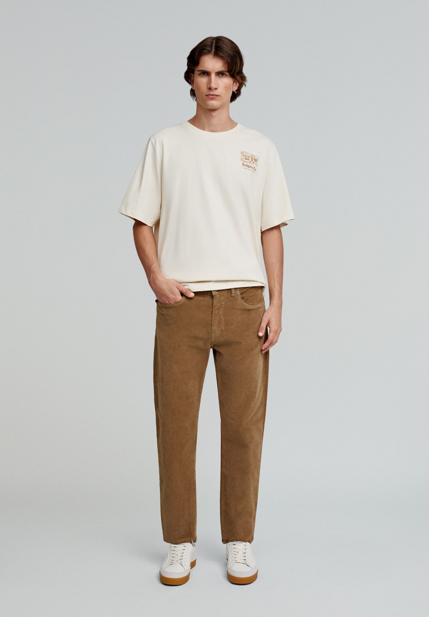 CAMISETA DIBUJO TRASERO