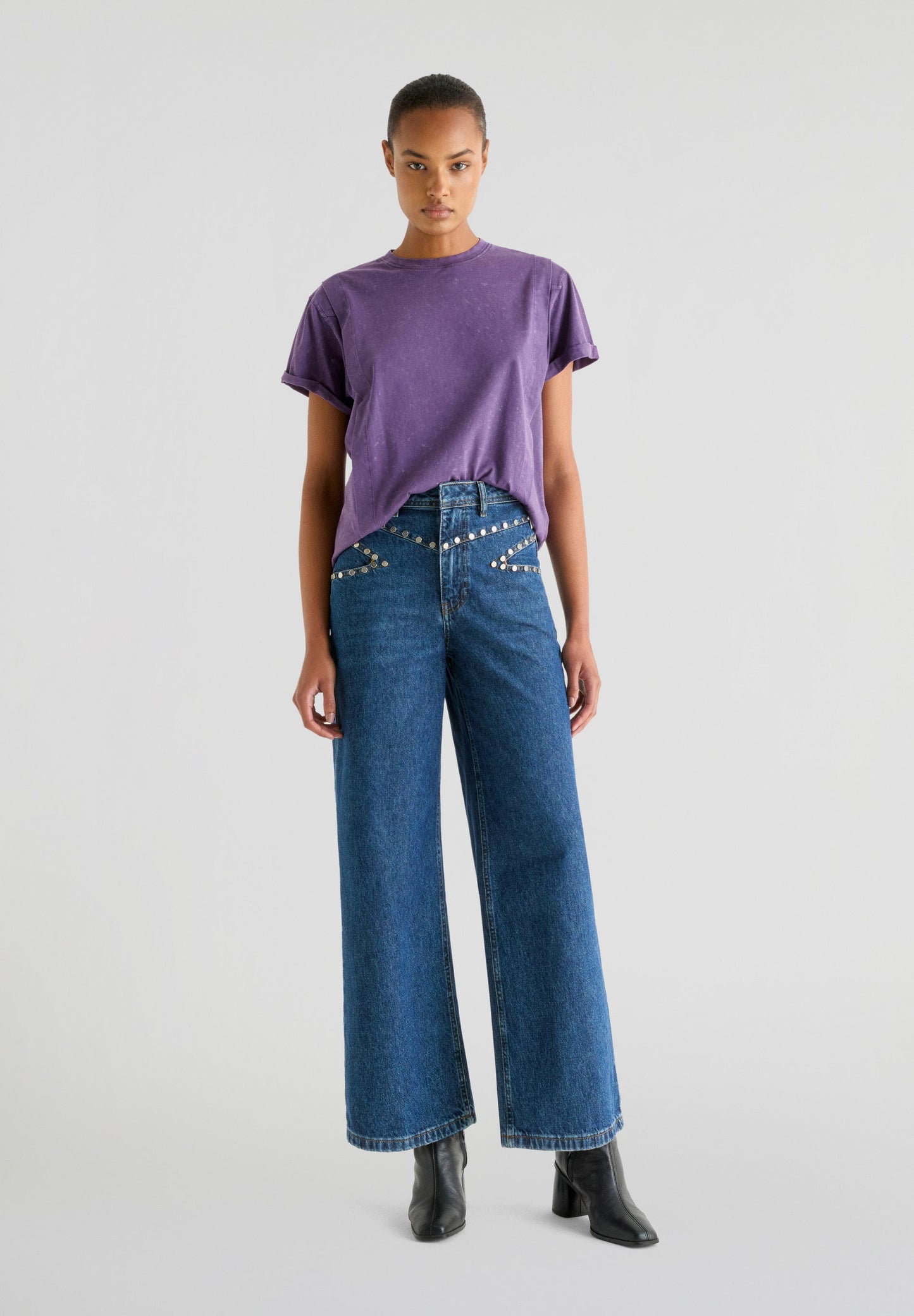 CAMISETA LAVADA PLIEGUES CALAVERA TRASERA