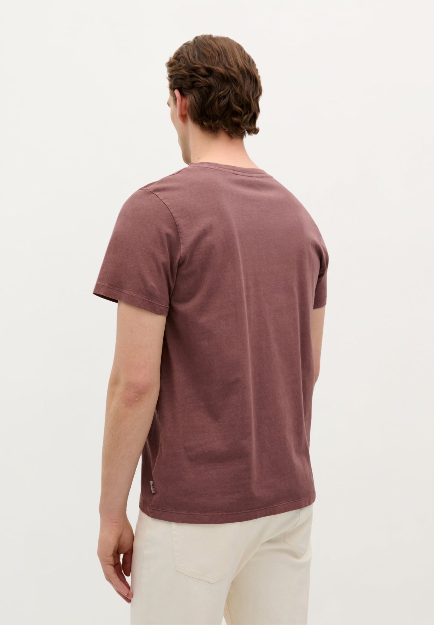 CAMISETA CALAVERA BORDADA TONO