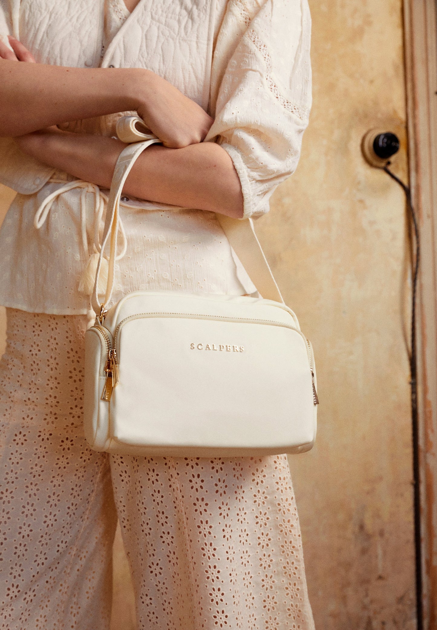 BOLSO BANDOLERA BOLSILLOS