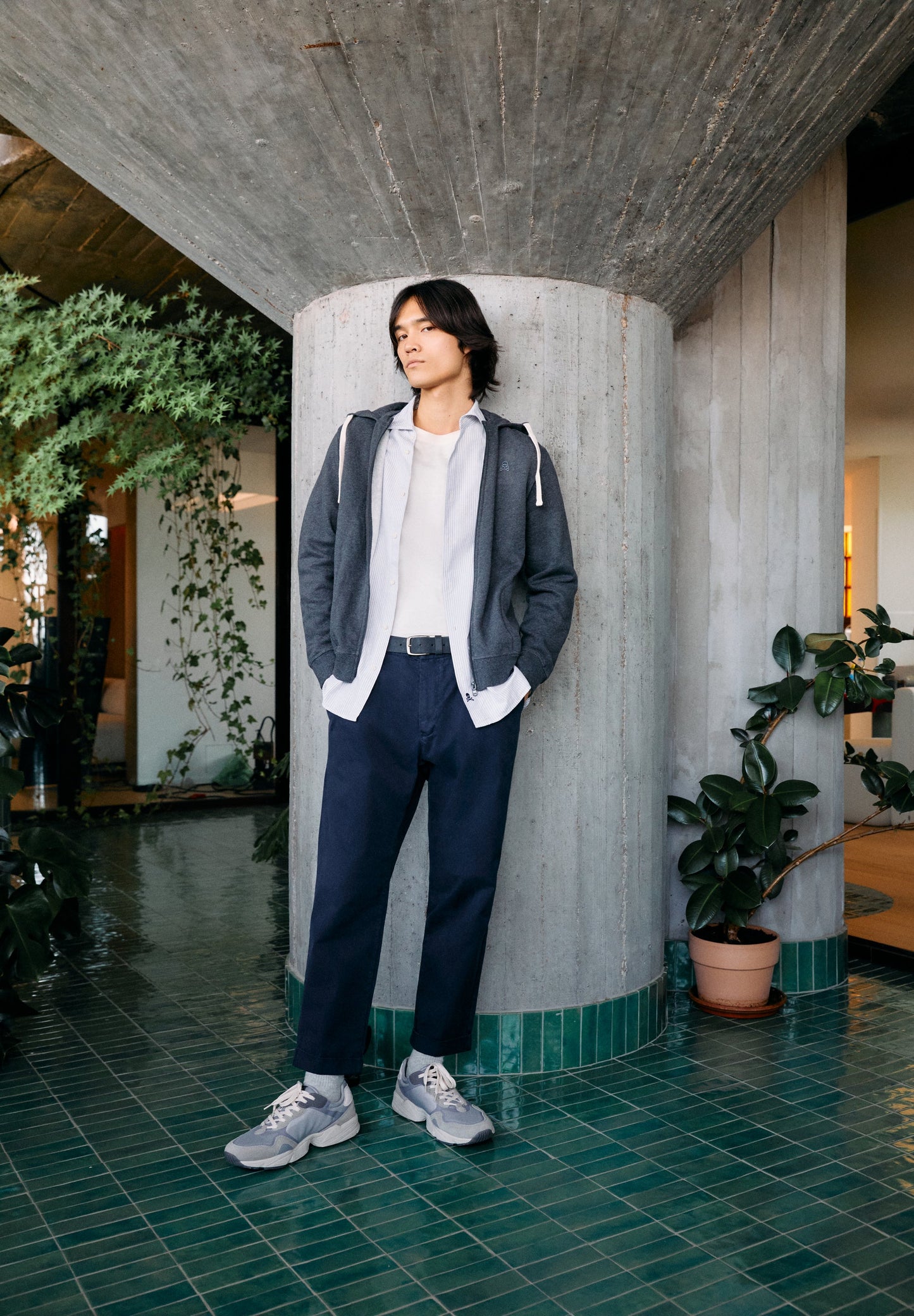 SNEAKERS SUELA RELIEVE