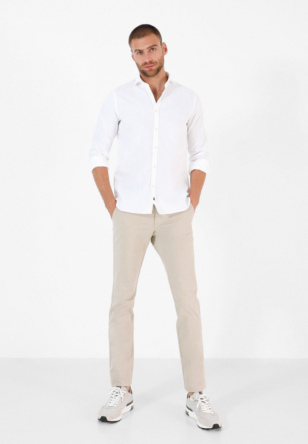 PANTALÓN CHINO CASUAL - Scalpers
