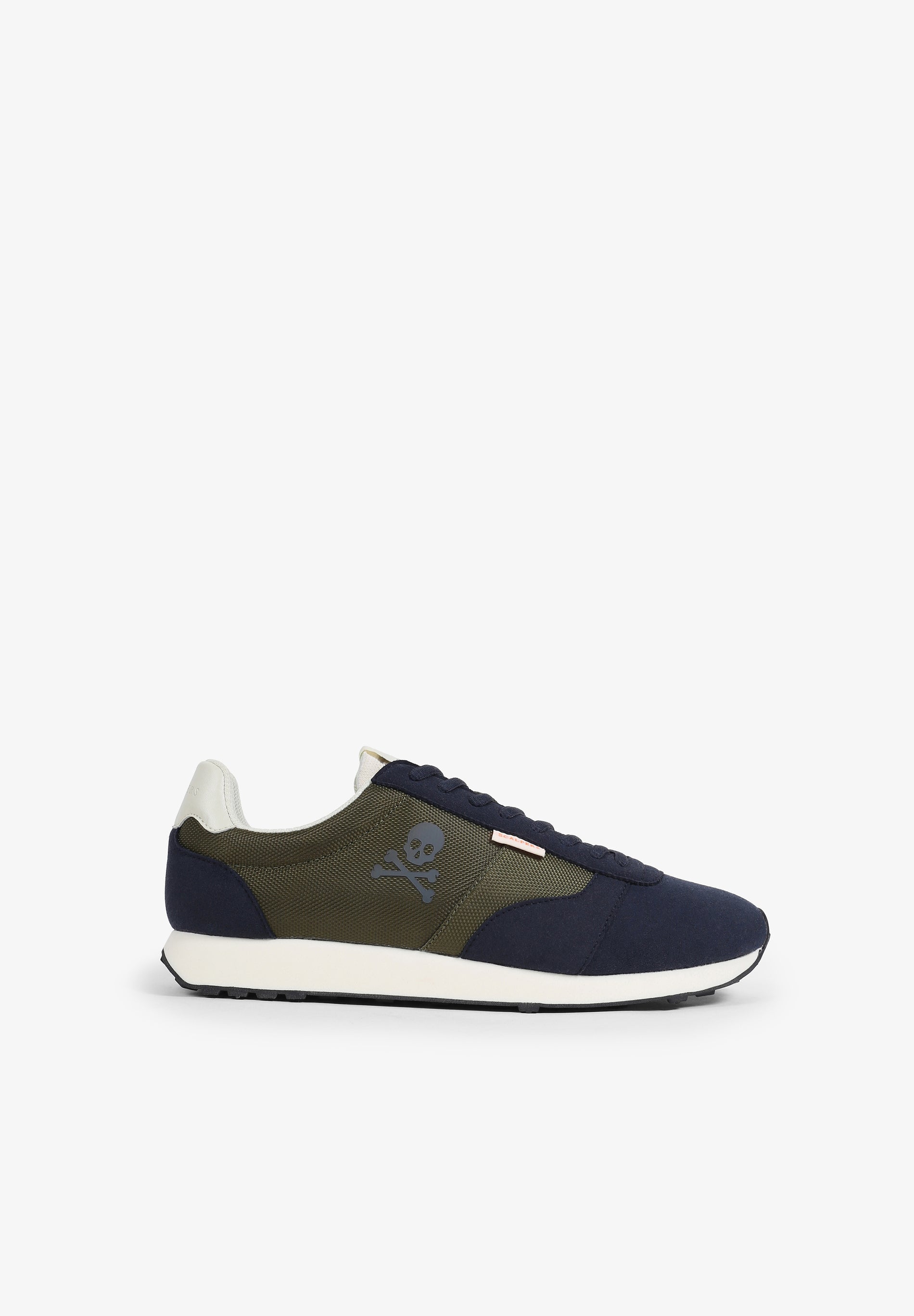 TENIS BÁSICAS CALAVERA