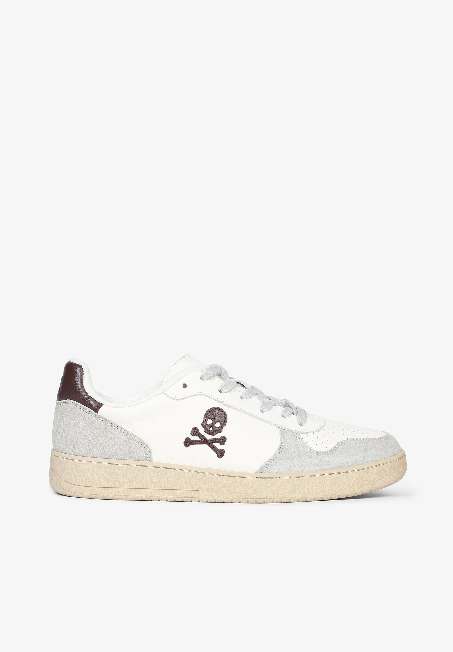 TENIS PIEL DETALLE CONTRASTE