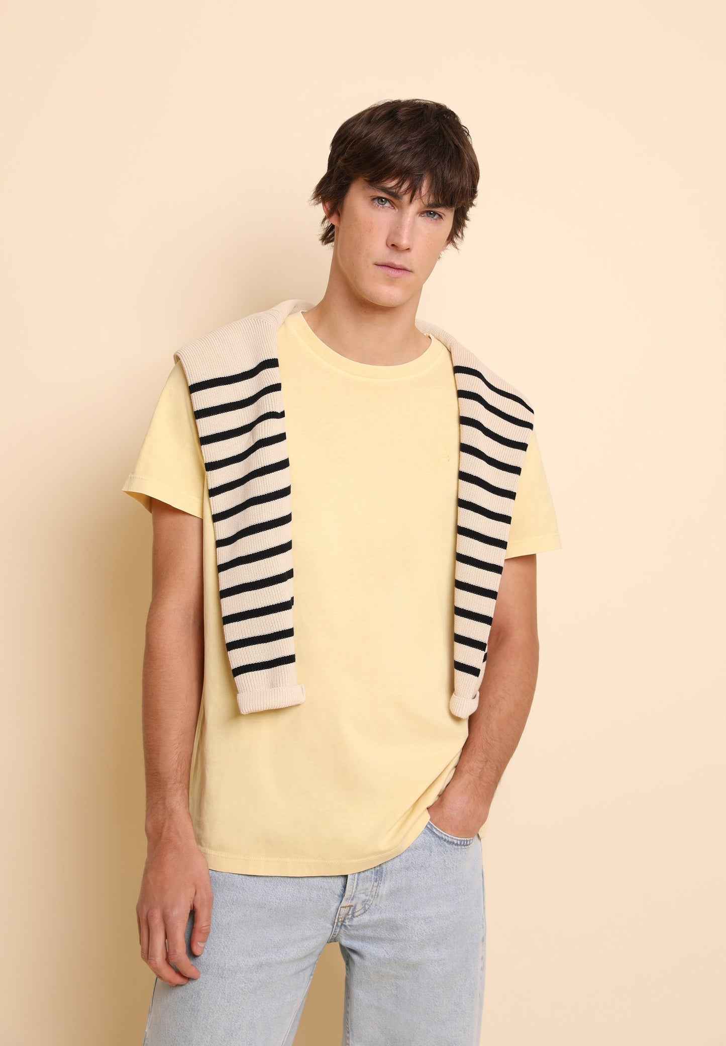 CAMISETA BÁSICA CALAVERA