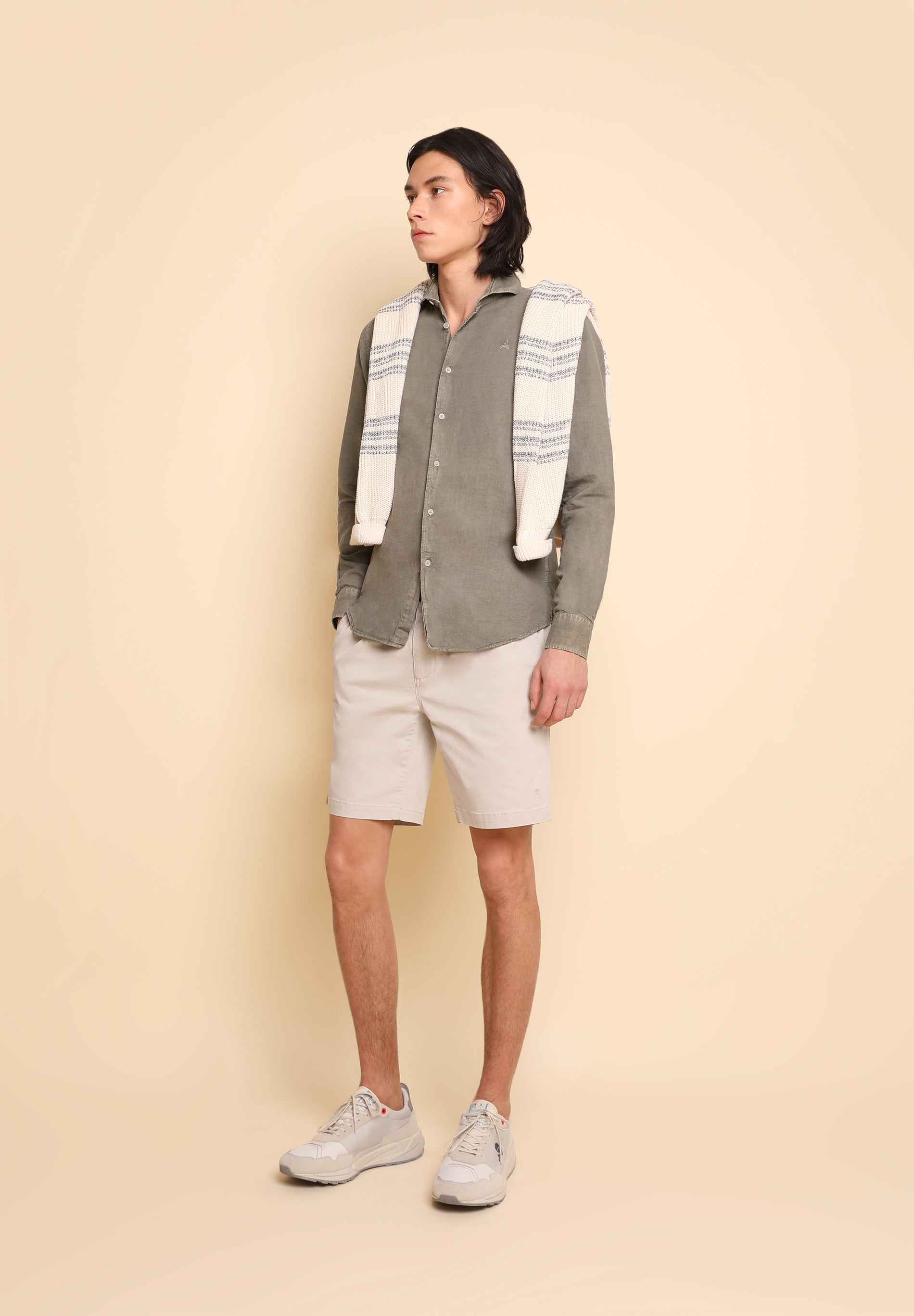 CAMISA LINO CALAVERA