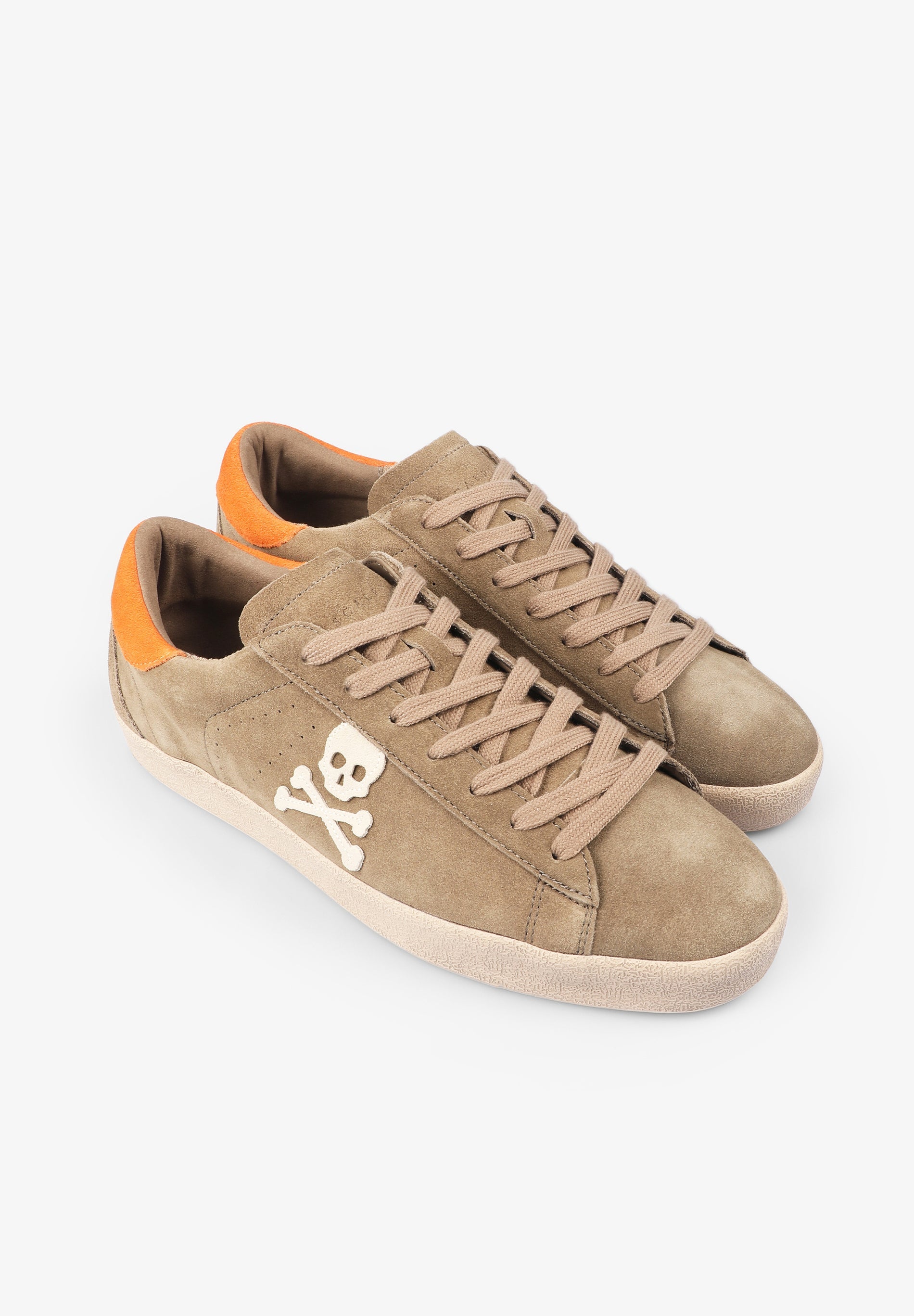 TENIS BAJAS ANTE CALAVERA