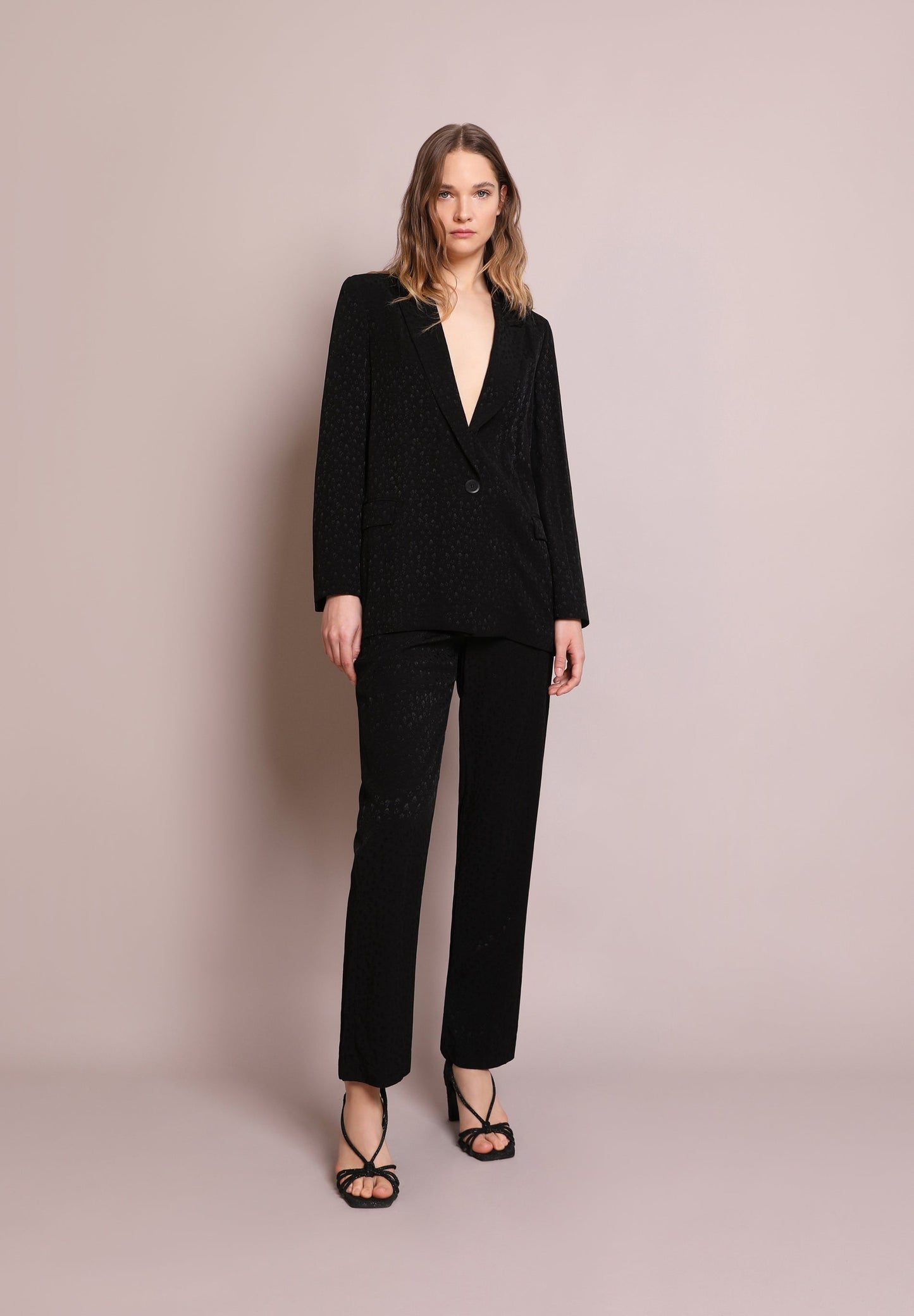 BLAZER JACQUARD CALAVERAS ESTRELLAS